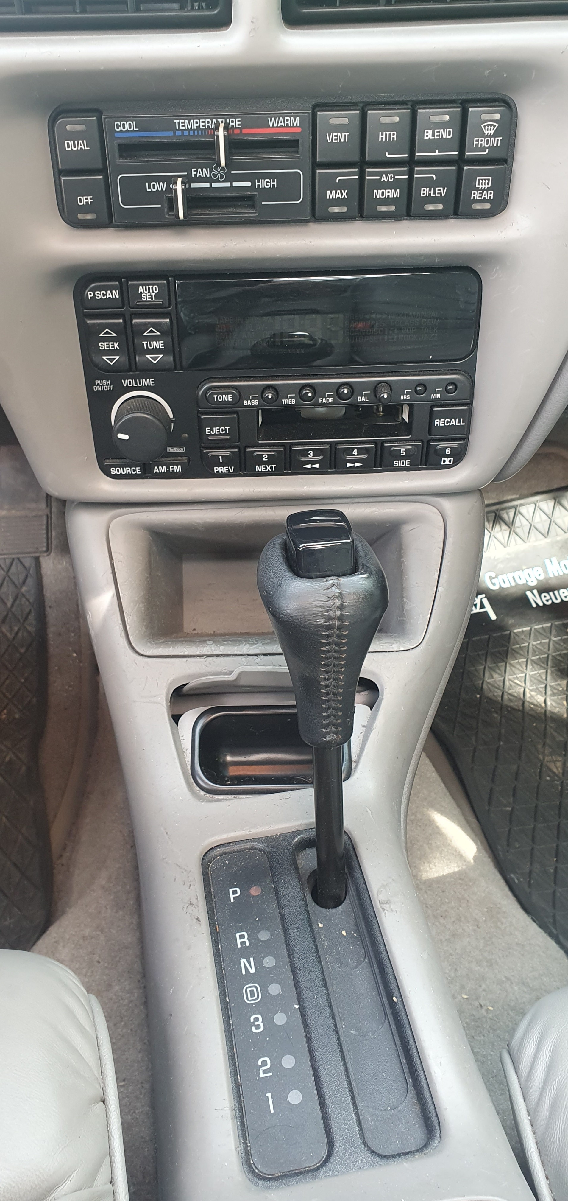 BUICK Regal 3.8 V6 Limited-image-6