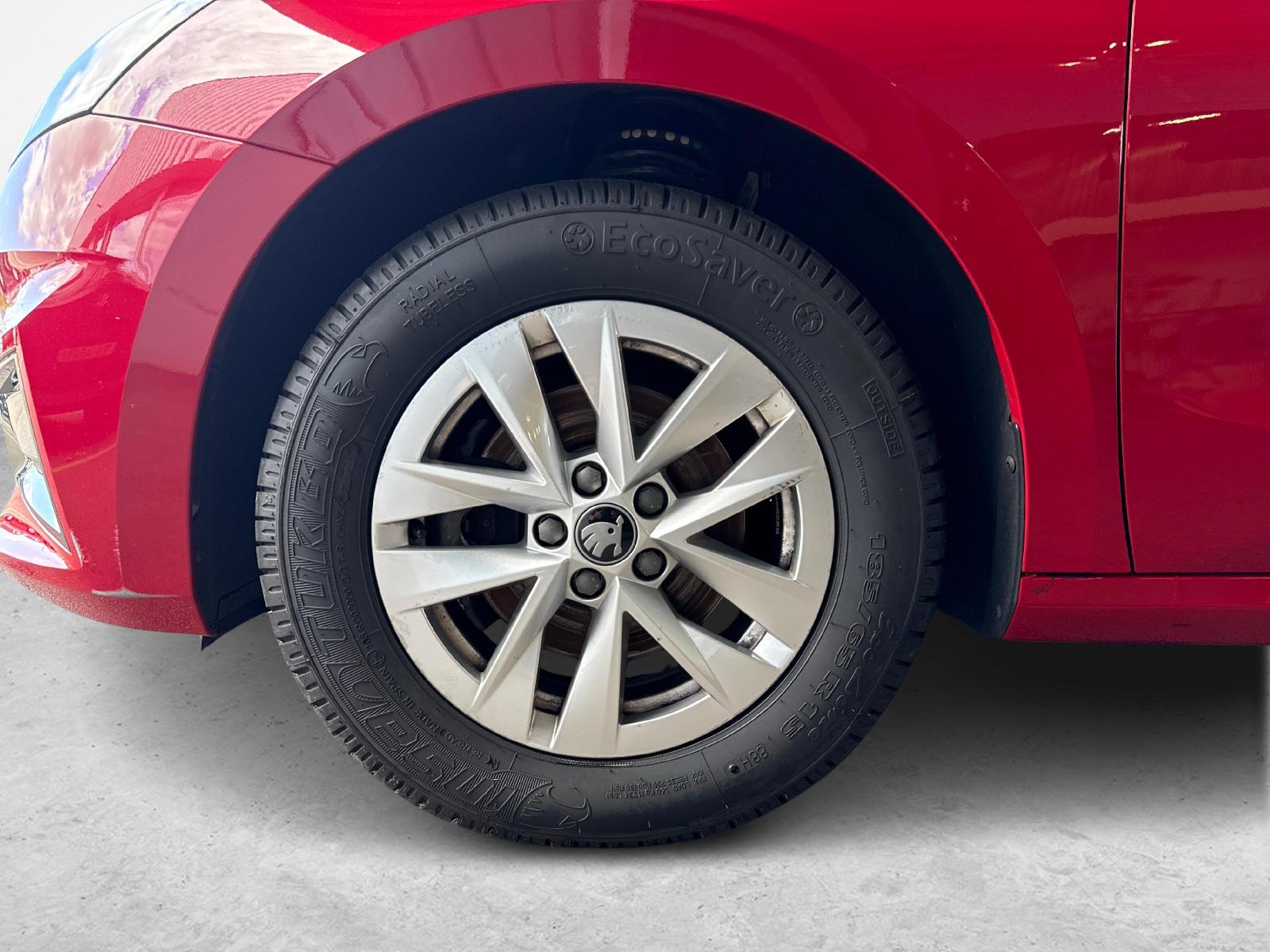 SKODA Fabia 1.0 TSI Selection DSG-image-12