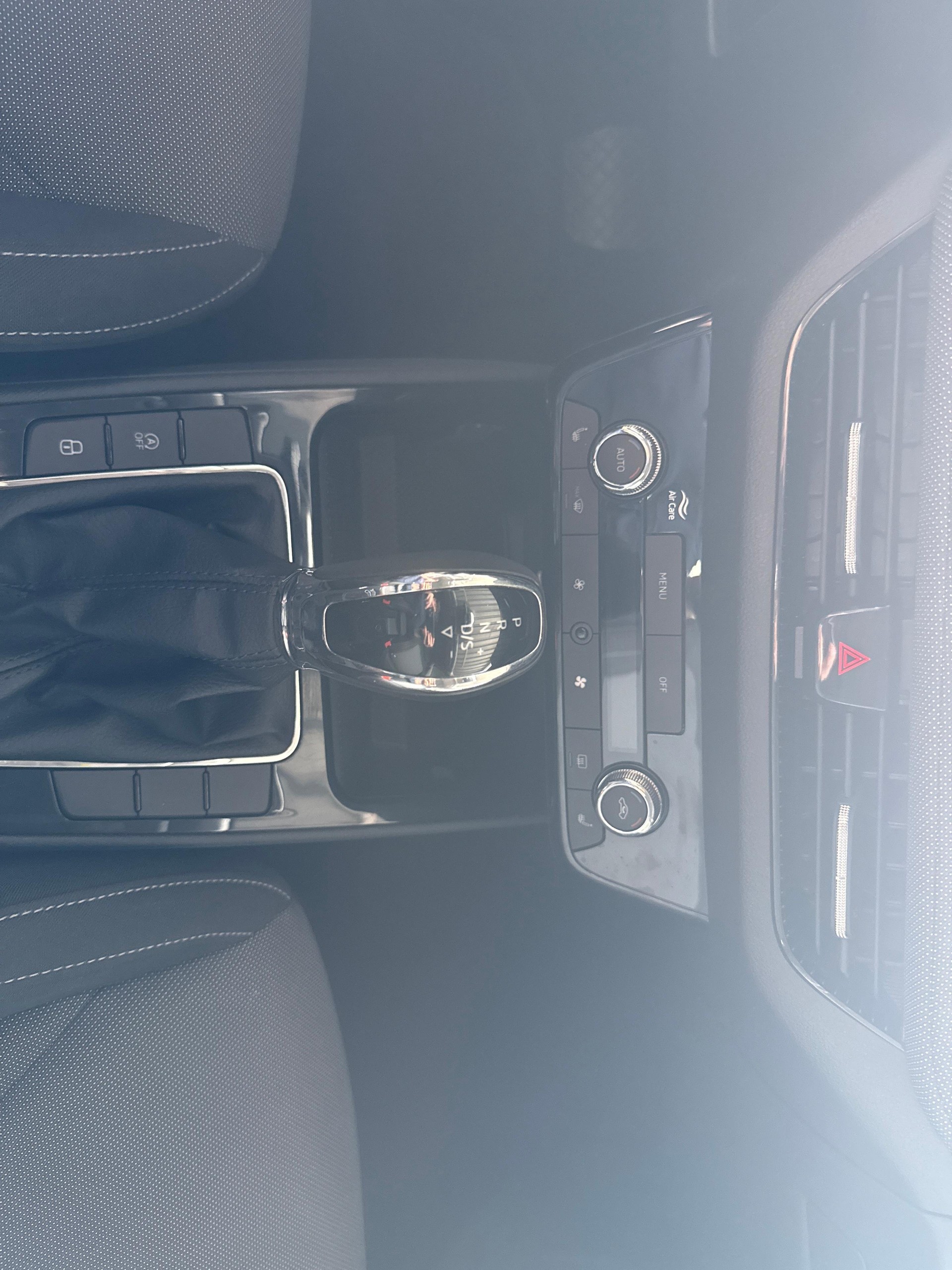 SKODA Fabia 1.0 TSI Selection DSG-image-13