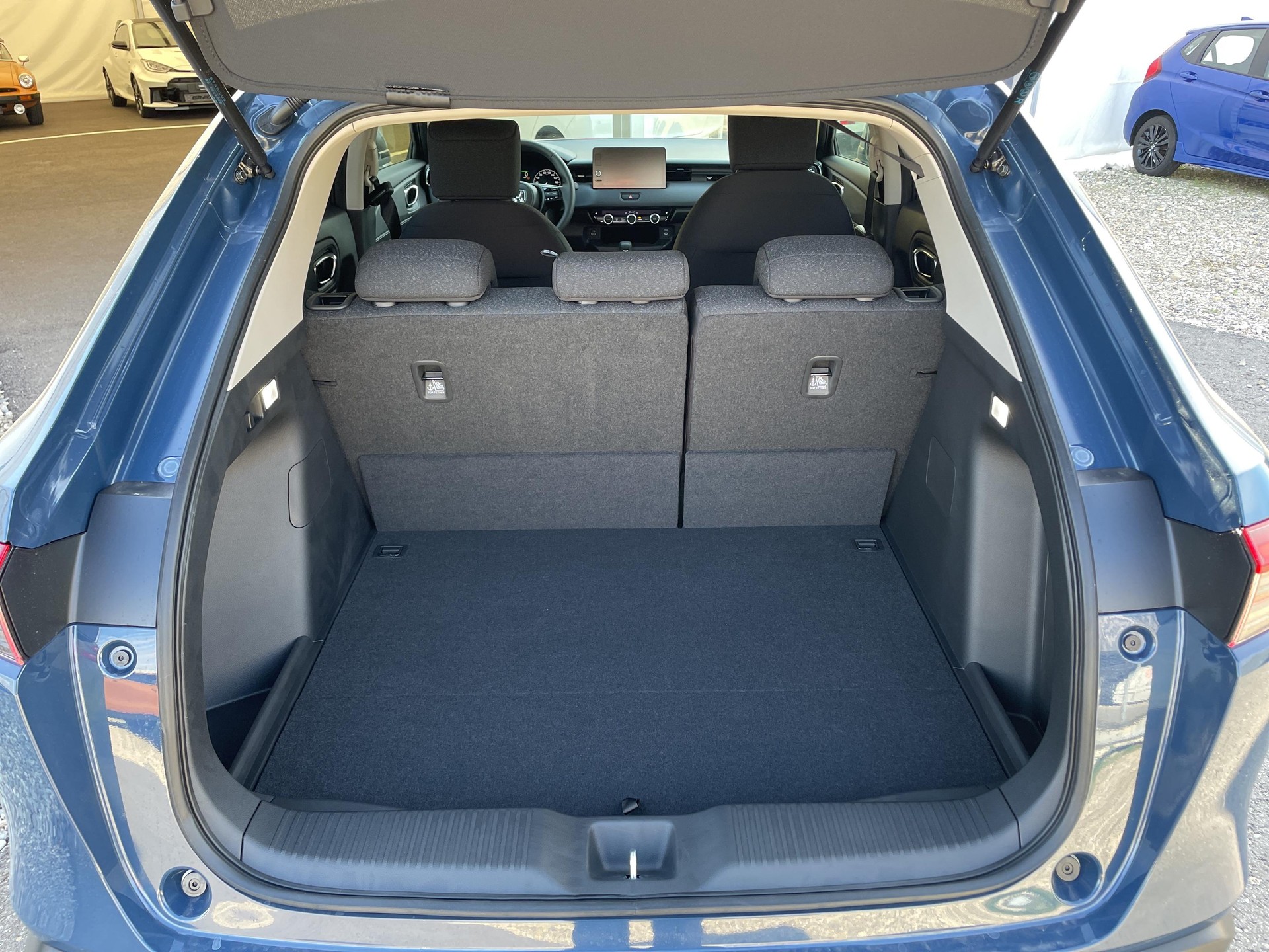 HONDA HR-V 1.5 i-MMD Elegance-image-13