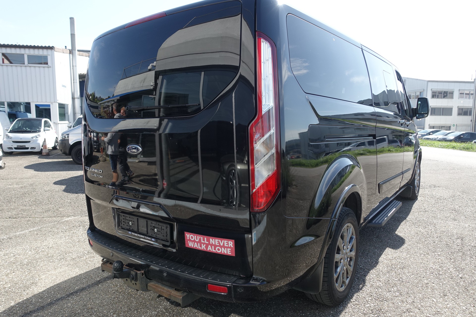 FORD Tourneo Custom 320 L2H1 Titanium X A-image-3