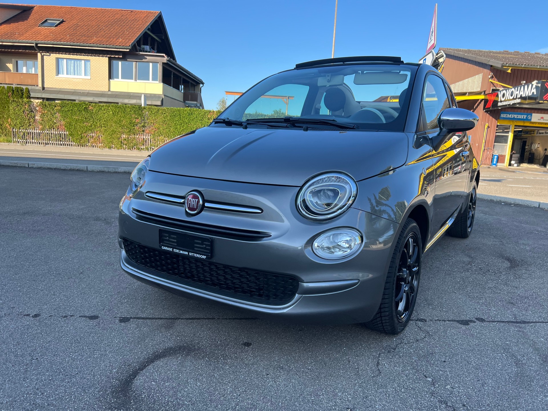 FIAT 500C 1.0 N3 MildHybrid Swiss Edition Spezialle-image-2