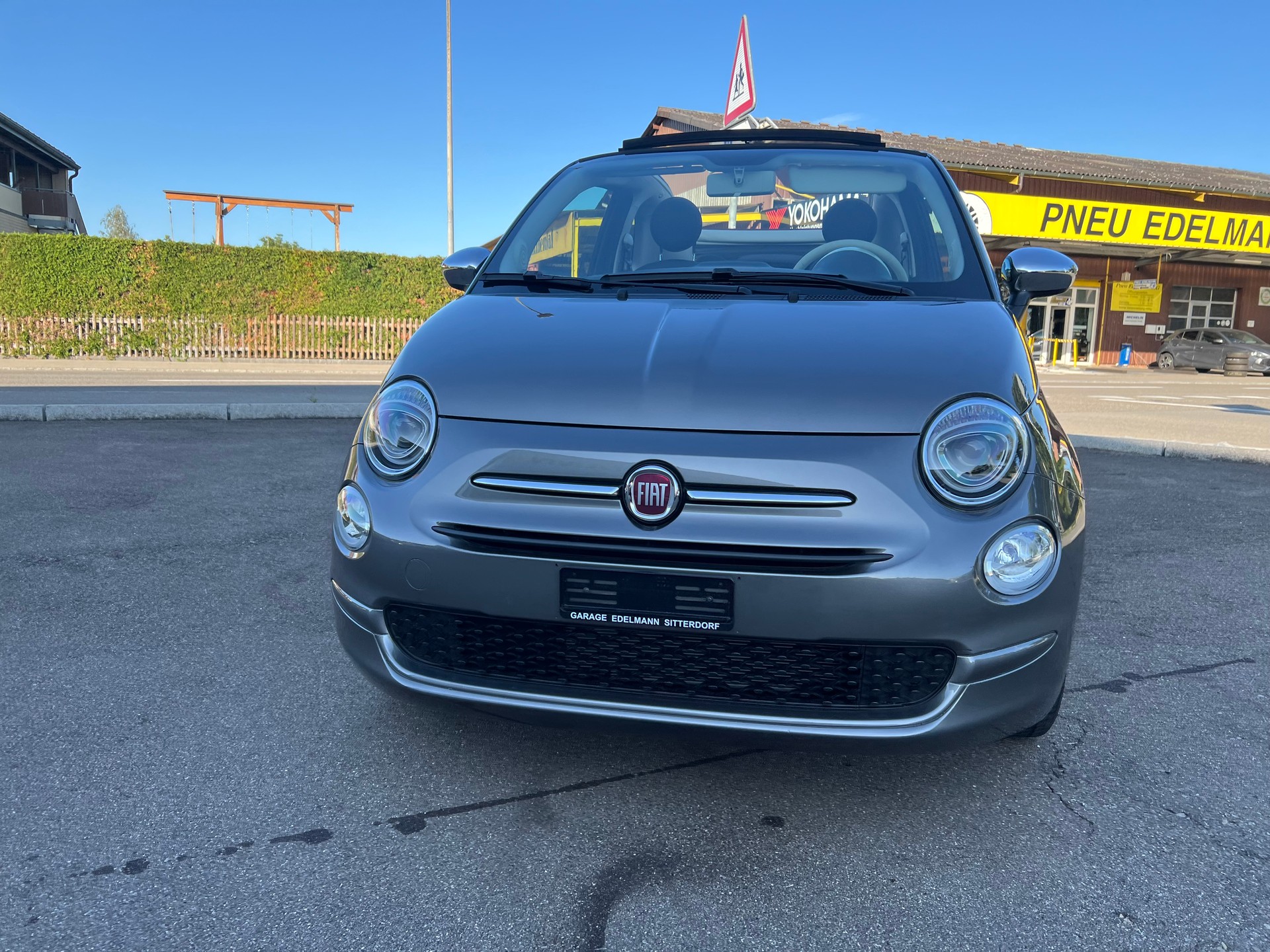 FIAT 500C 1.0 N3 MildHybrid Swiss Edition Spezialle-image-3
