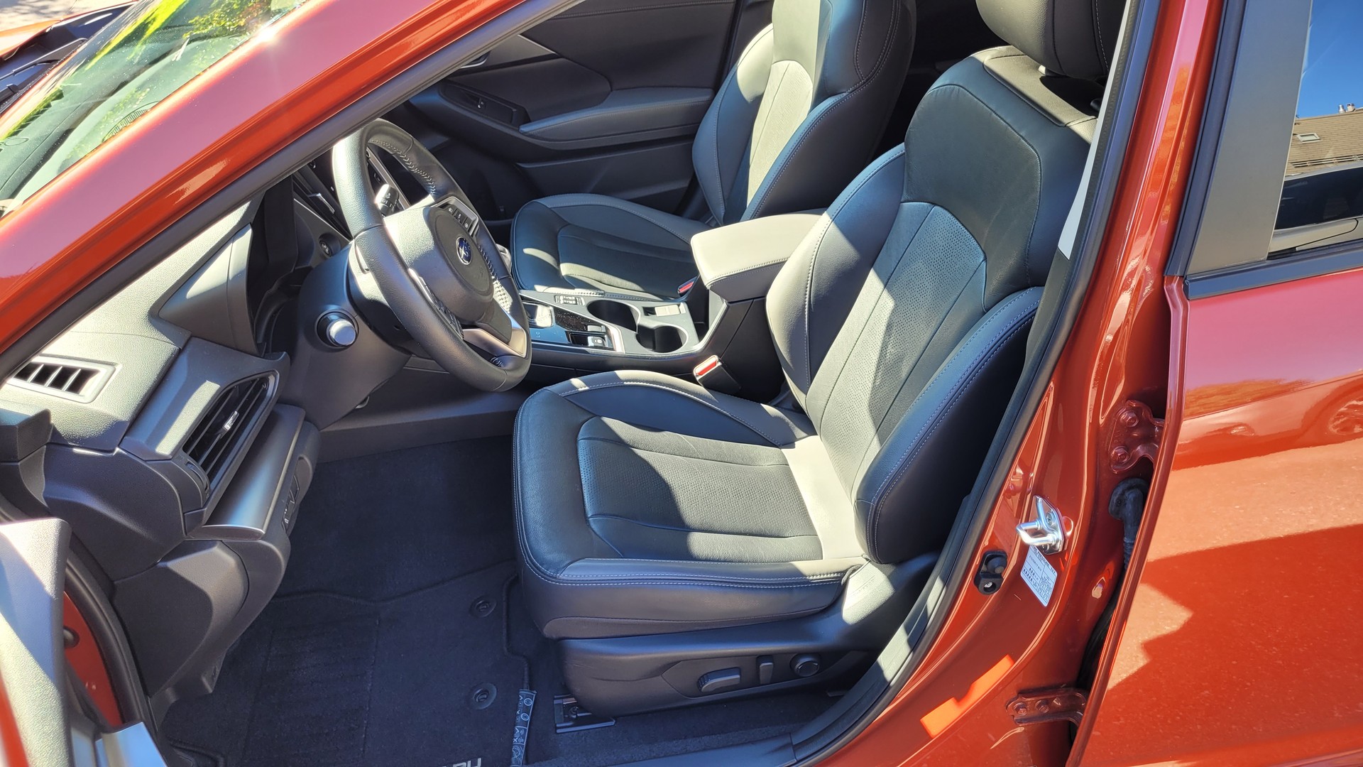 SUBARU Impreza 2.0 e-Boxer Luxury AWD Lineartronic-image-11