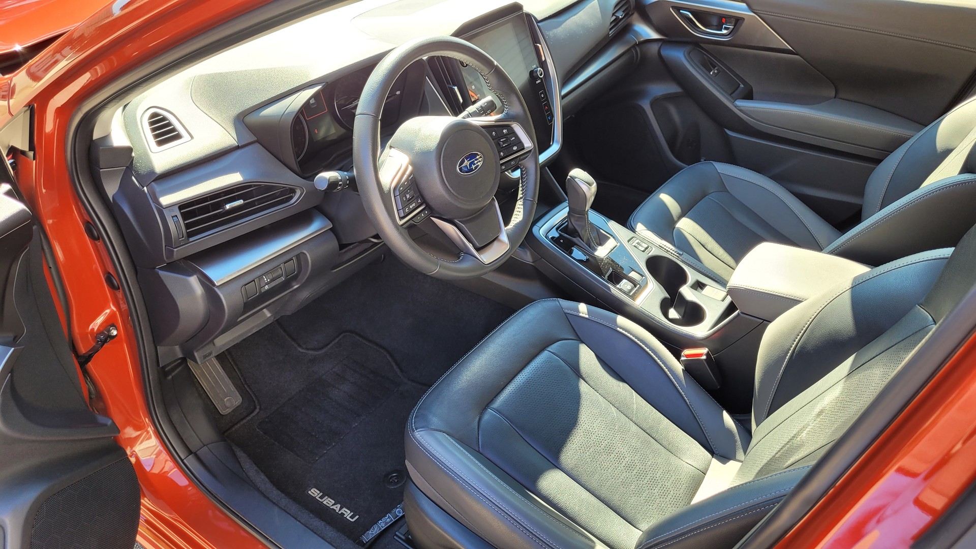 SUBARU Impreza 2.0 e-Boxer Luxury AWD Lineartronic-image-5