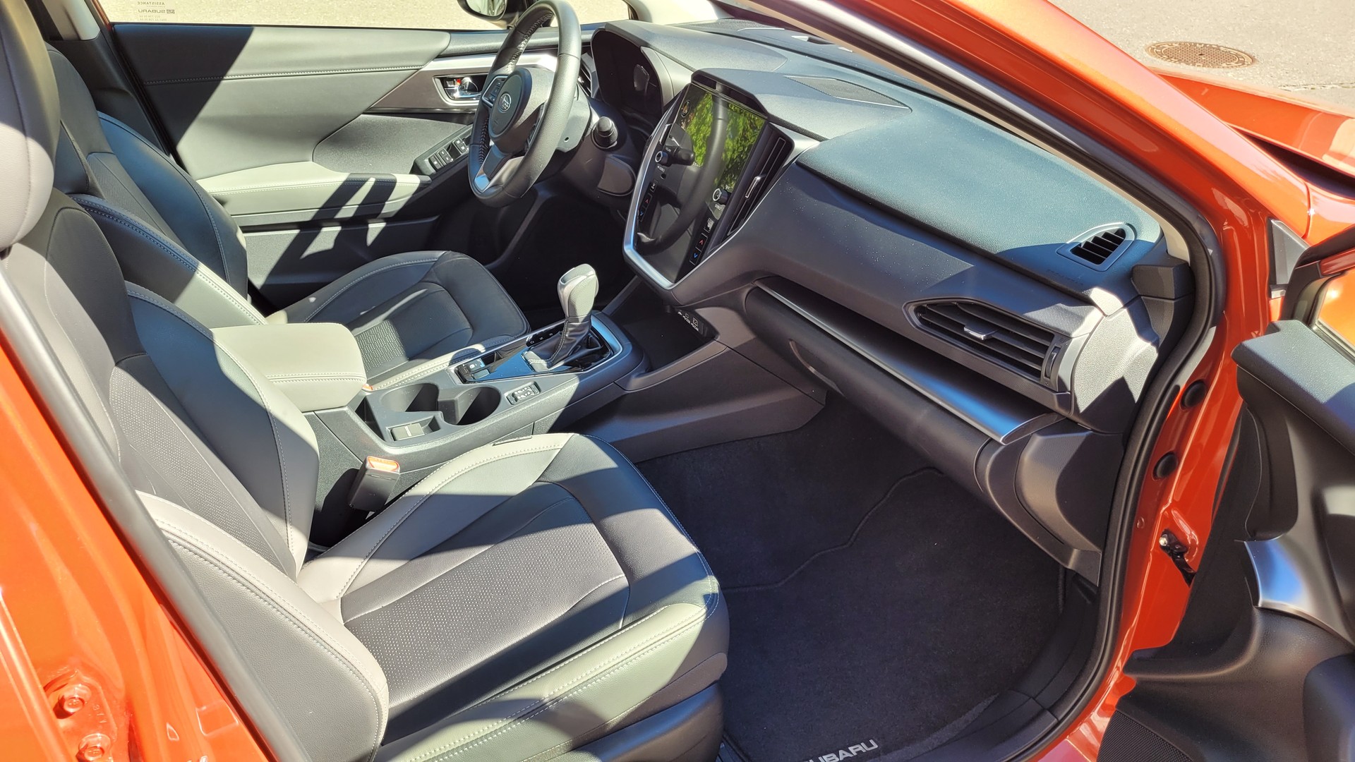 SUBARU Impreza 2.0 e-Boxer Luxury AWD Lineartronic-image-18
