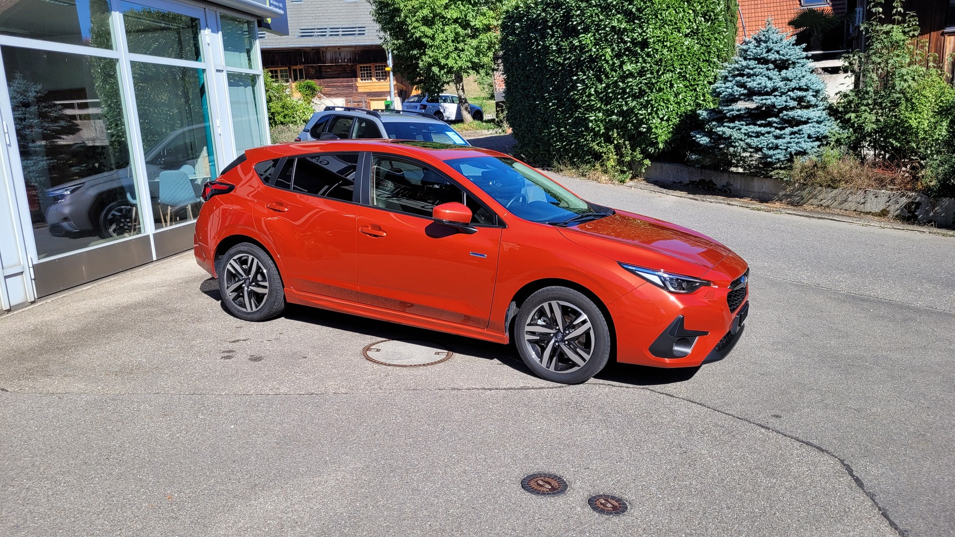 SUBARU Impreza 2.0 e-Boxer Luxury AWD Lineartronic-image-4
