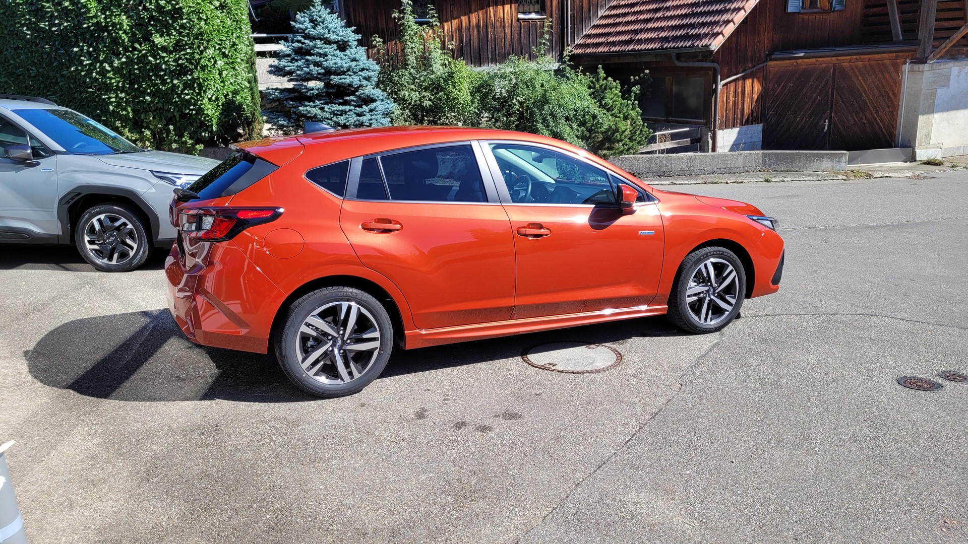 SUBARU Impreza 2.0 e-Boxer Luxury AWD Lineartronic-image-3