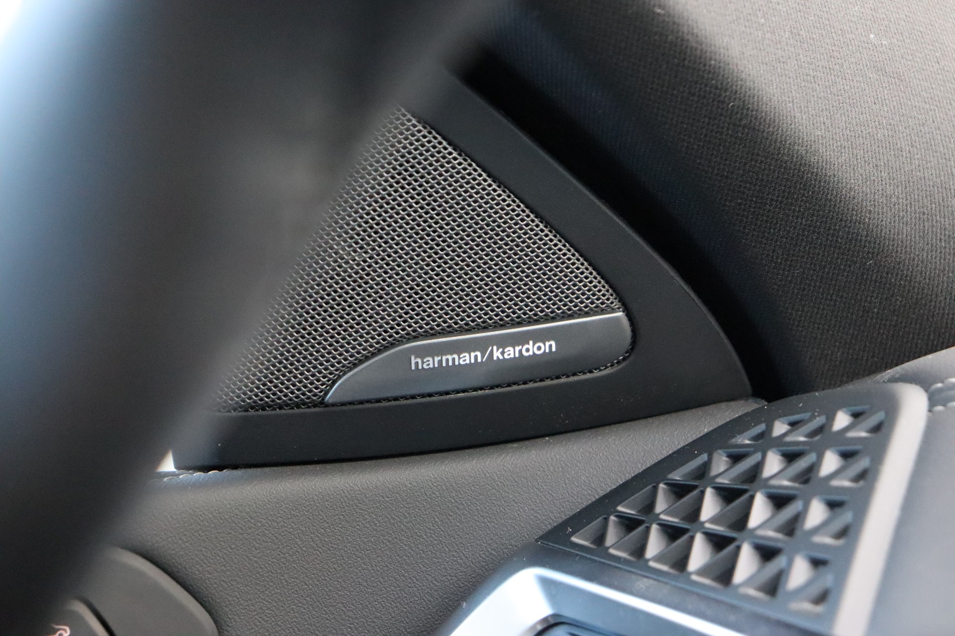 BMW X6 xDrive 48V 40d M Sport Steptronic-image-26
