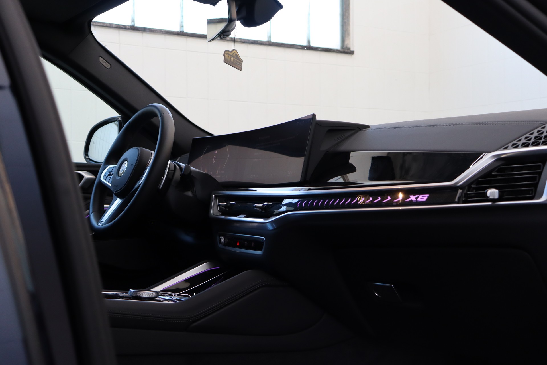 BMW X6 xDrive 48V 40d M Sport Steptronic-image-16