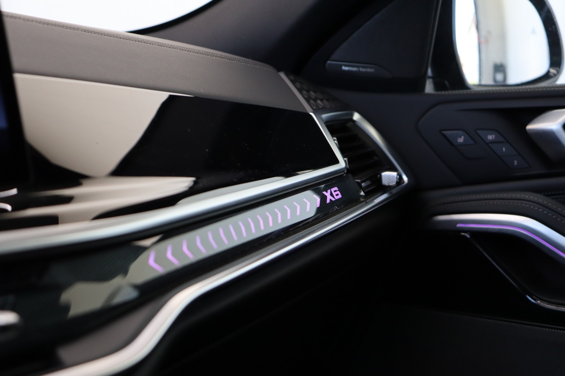 BMW X6 xDrive 48V 40d M Sport Steptronic-image-25