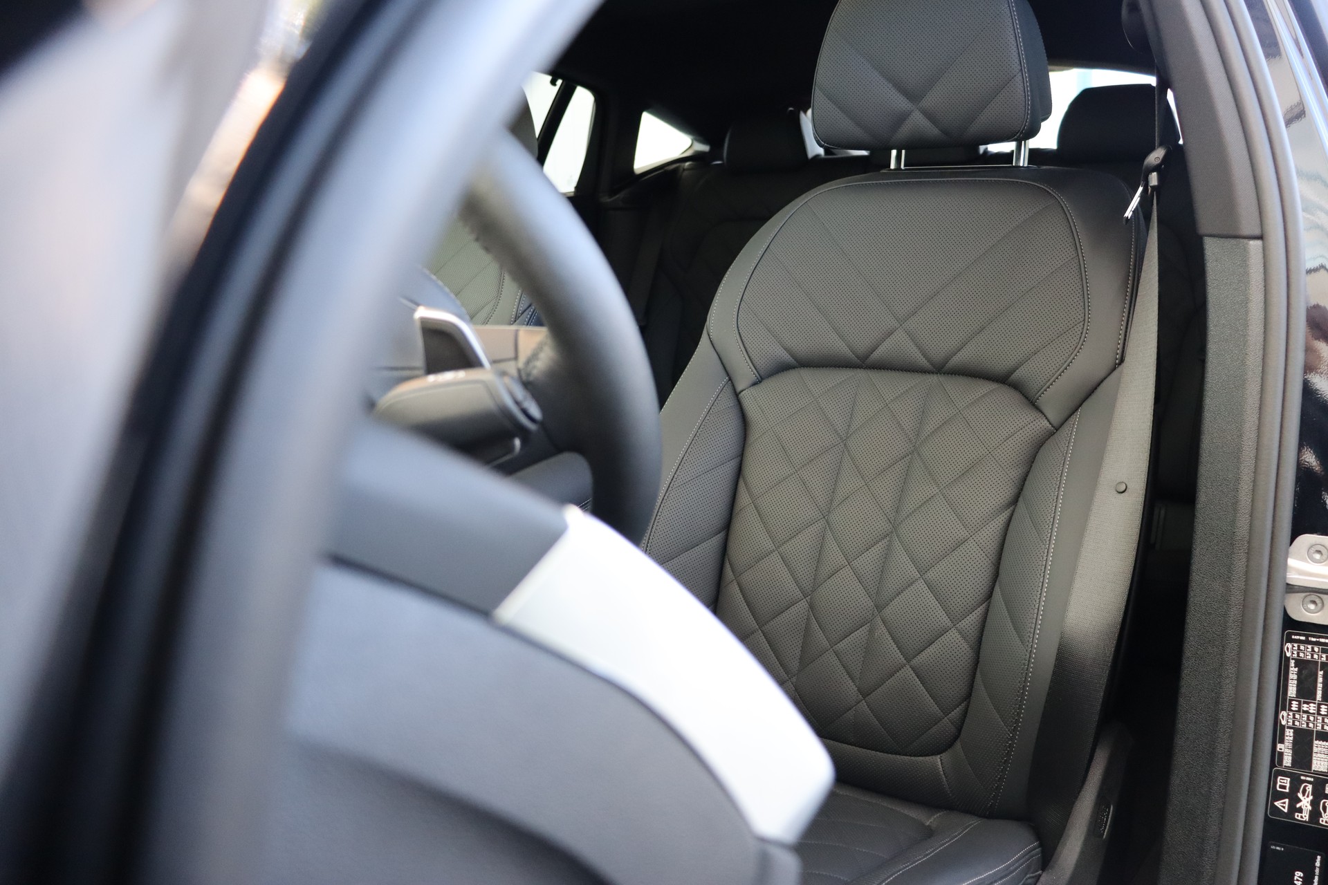 BMW X6 xDrive 48V 40d M Sport Steptronic-image-11