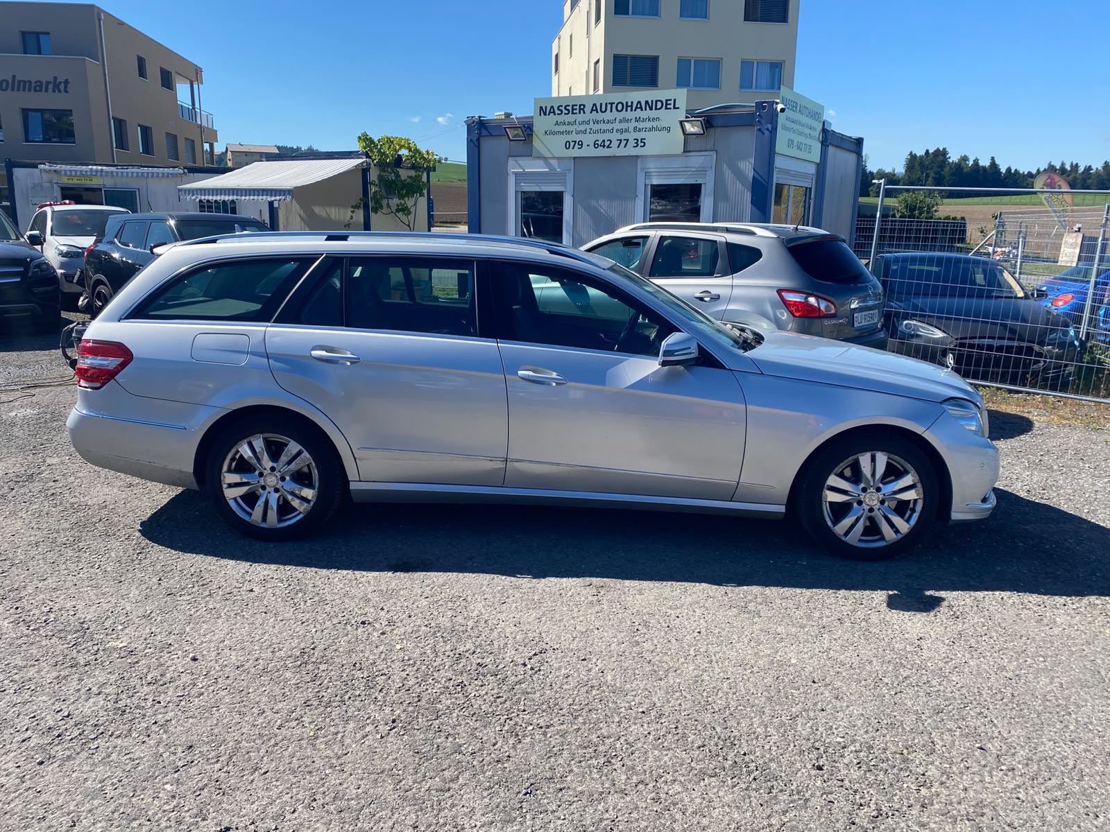 MERCEDES-BENZ E 350 4Matic 7G-Tronic-image-5