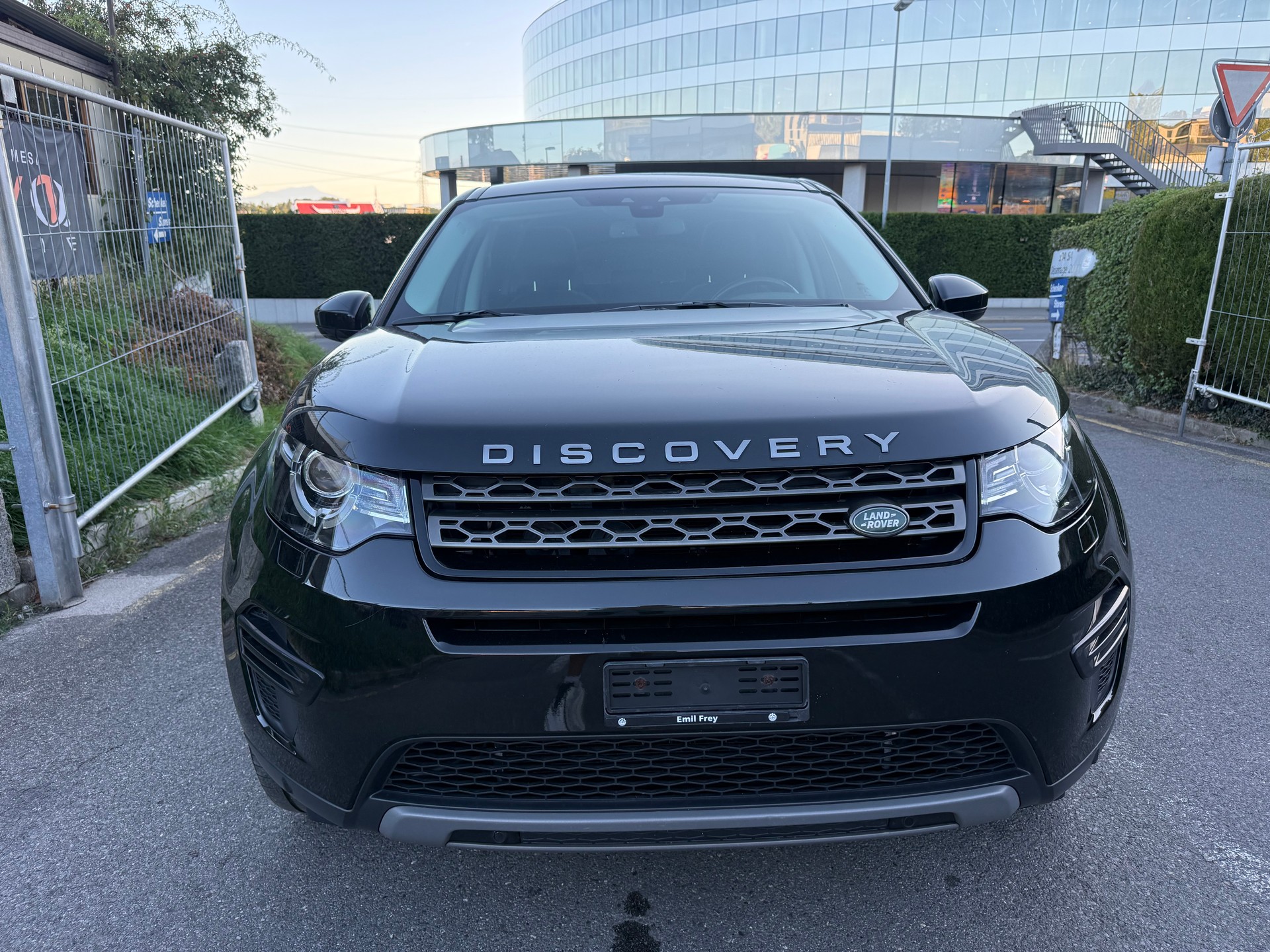 LAND ROVER Discovery Sport 2.0 Si4 HSE Advantage AT9-image-1