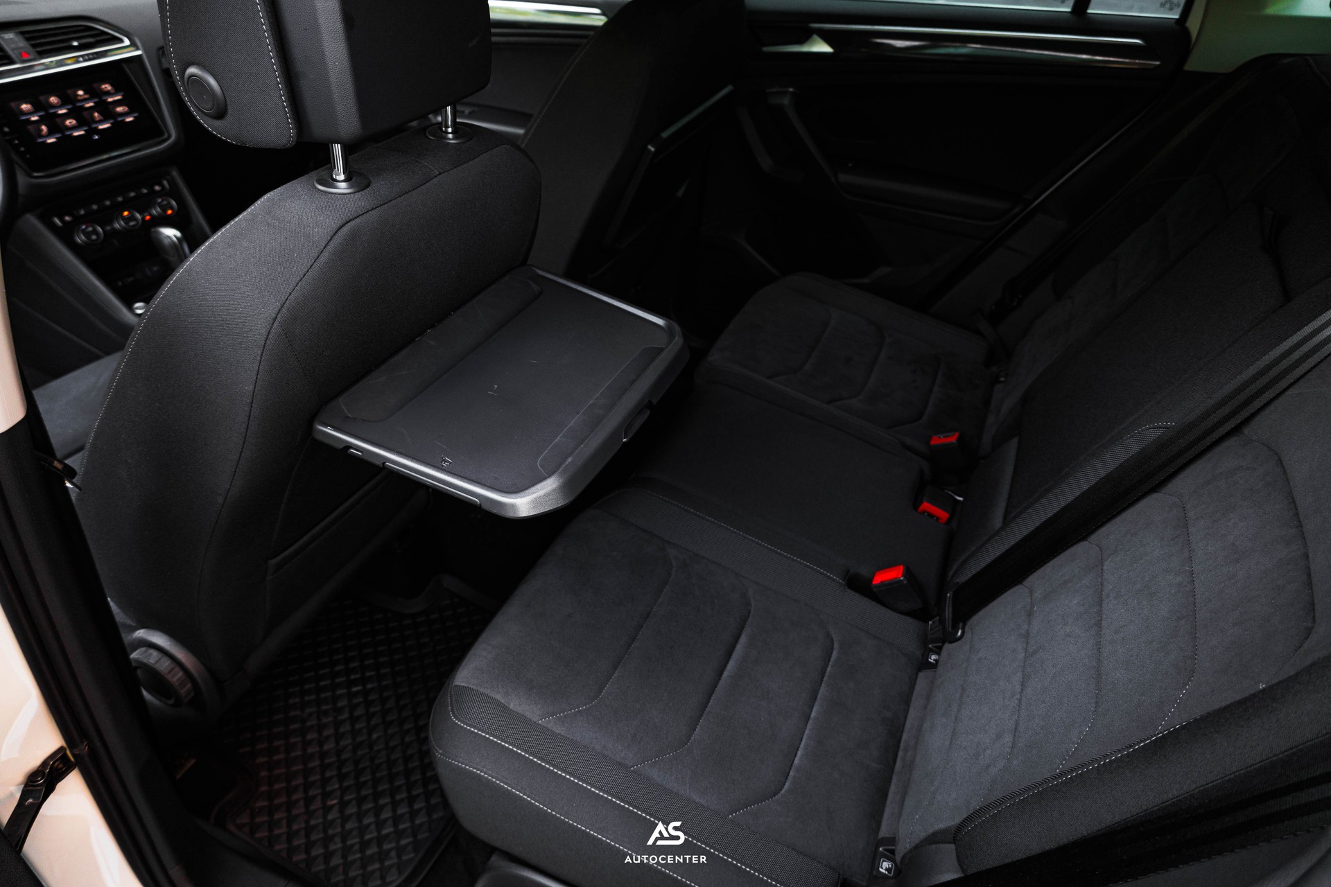 VW Tiguan 2.0TSI Highline 4Motion DSG (CH) MASSAGE | HEADUP | 360°-image-6
