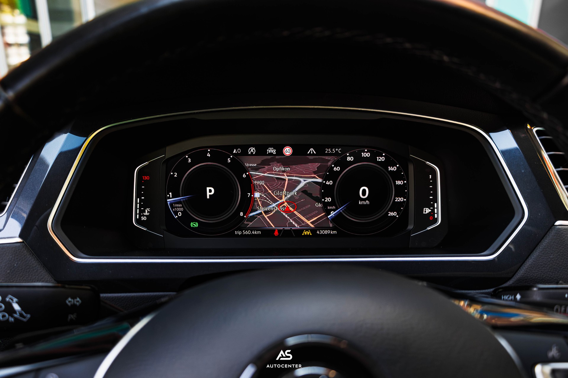 VW Tiguan 2.0TSI Highline 4Motion DSG (CH) MASSAGE | HEADUP | 360°-image-7