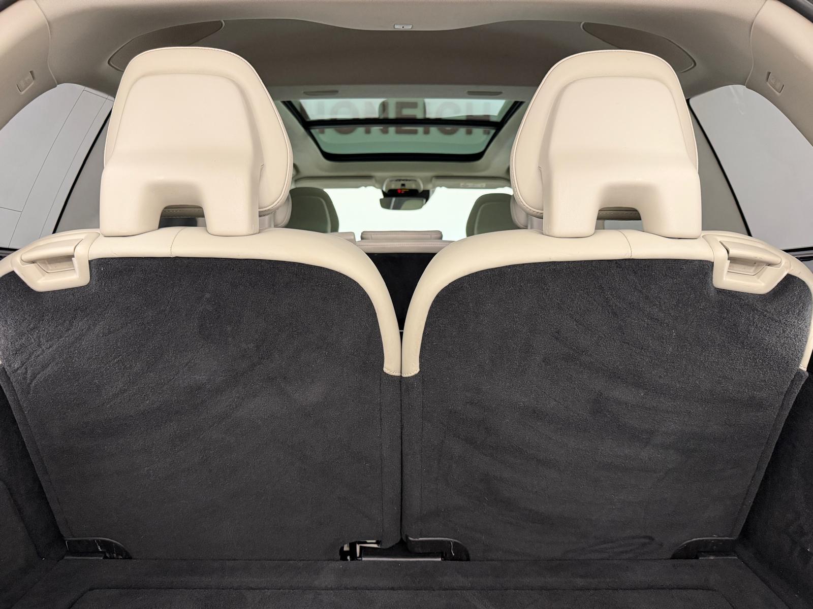VOLVO XC90 2.0 T6 Momentum 7P. AWD-image-13