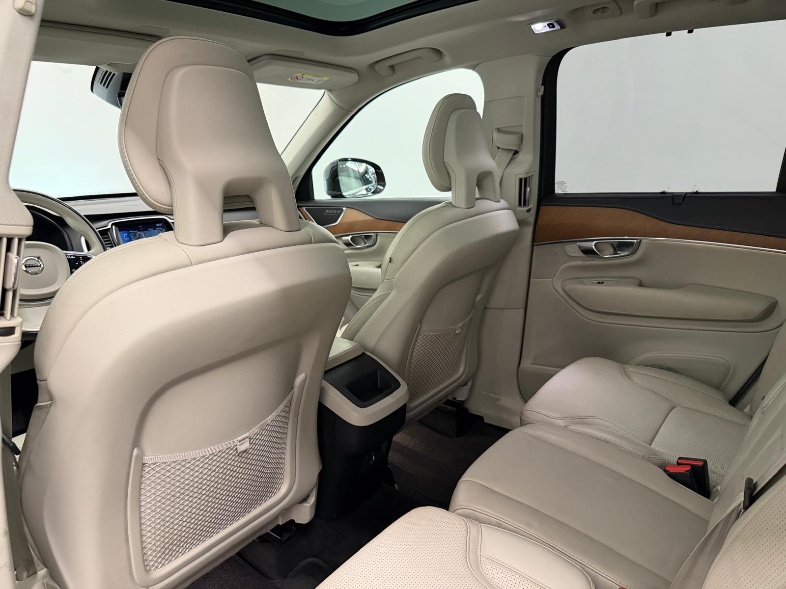 VOLVO XC90 2.0 T6 Momentum 7P. AWD-image-11