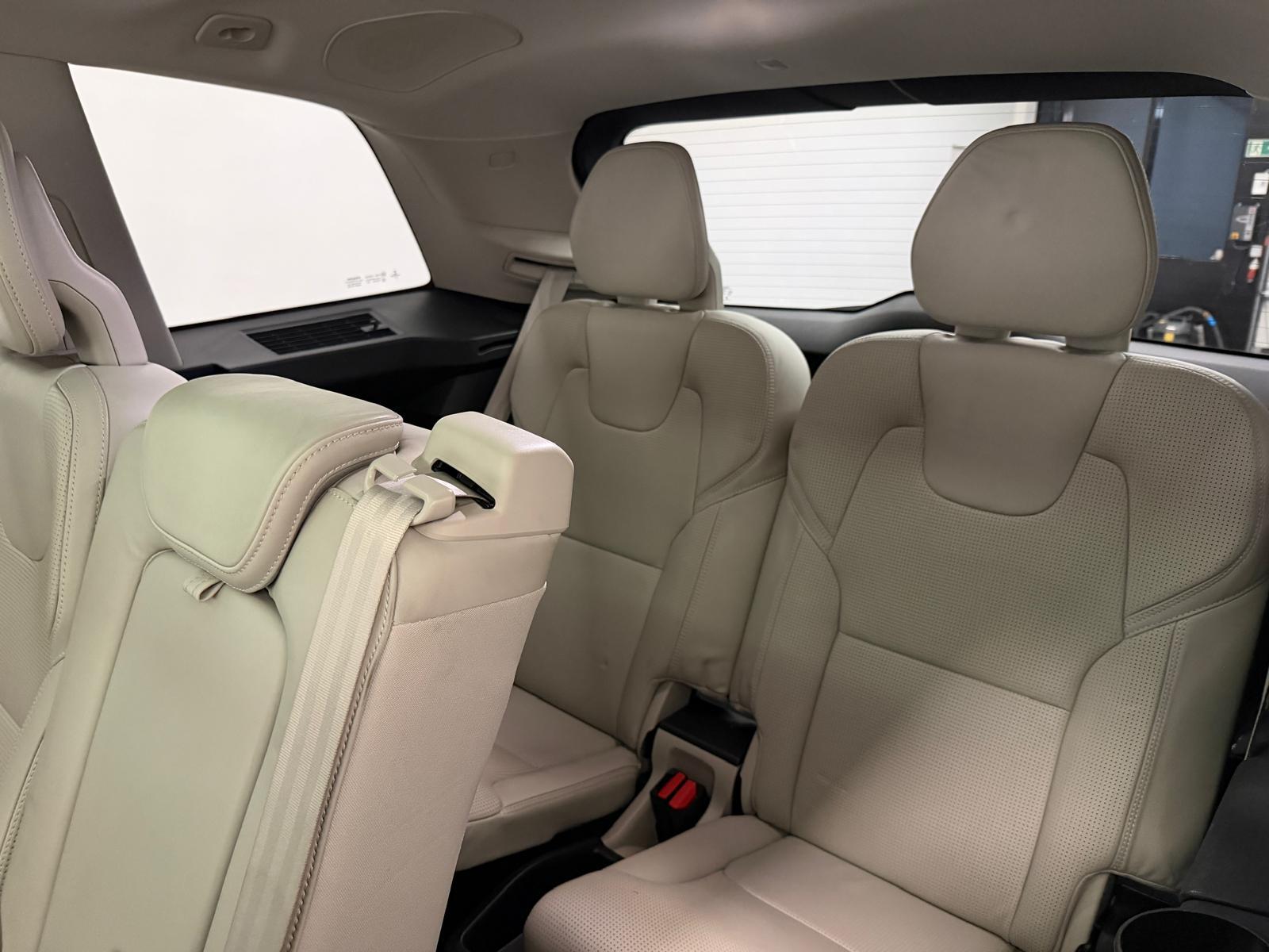 VOLVO XC90 2.0 T6 Momentum 7P. AWD-image-12