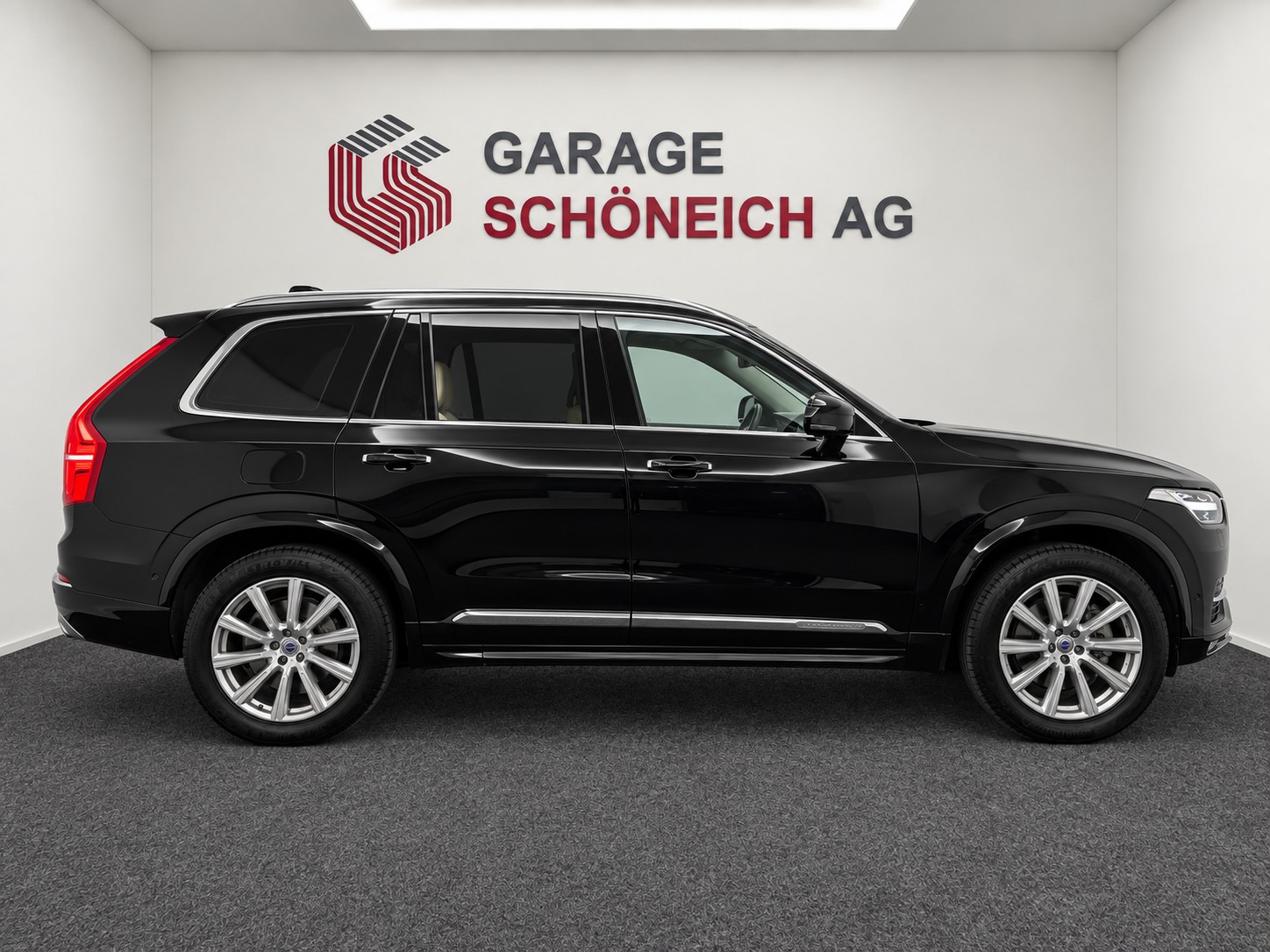 VOLVO XC90 2.0 T6 Momentum 7P. AWD-image-3