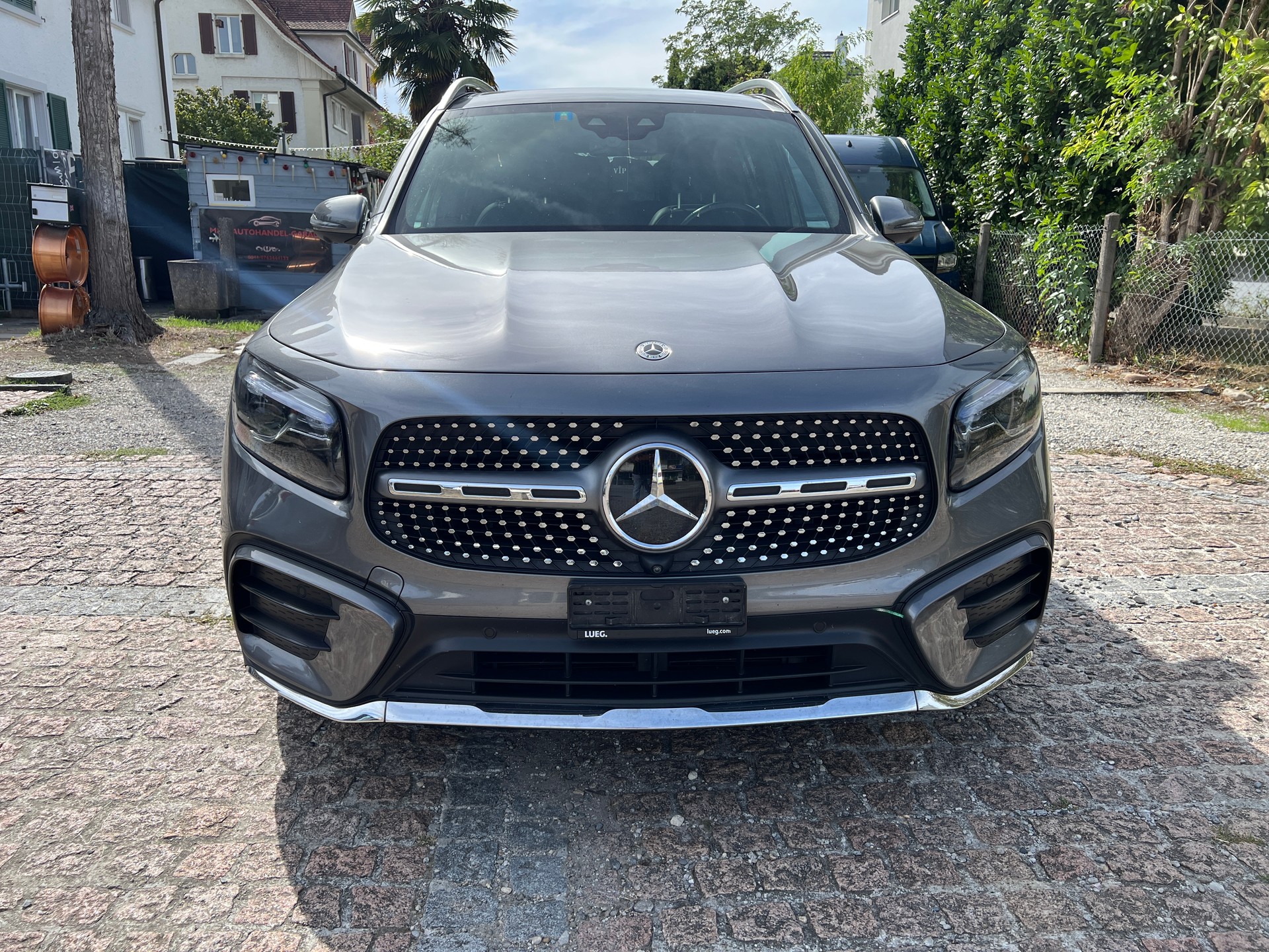 MERCEDES-BENZ GLB 220 d 4Matic AMG Line 8G-Tronic-image-4