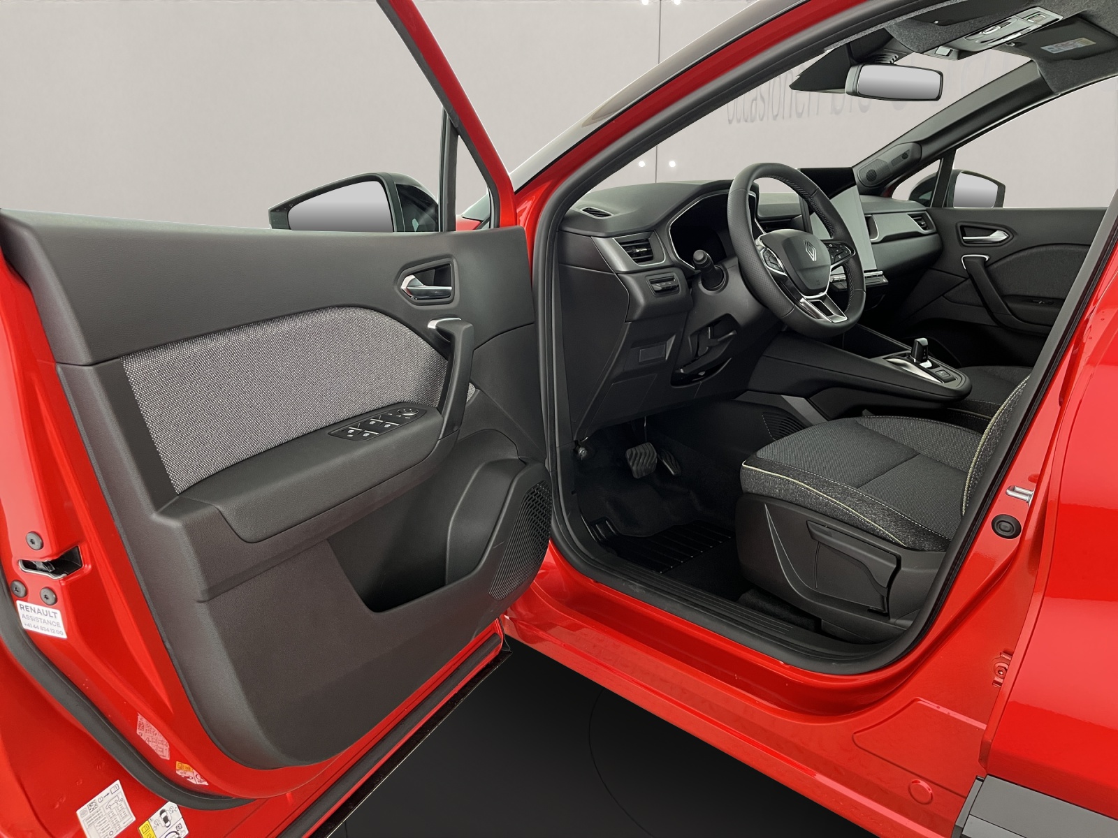 RENAULT Captur 1.8 E-Tech techno-image-6