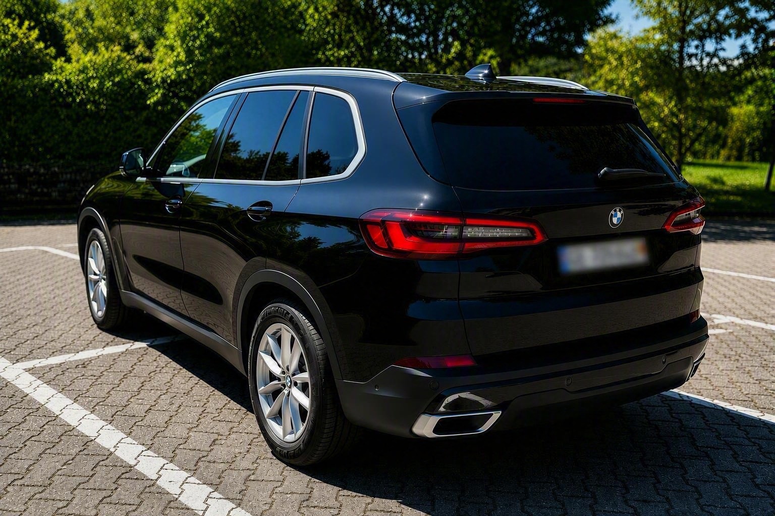 BMW 30d xDrive-image-3