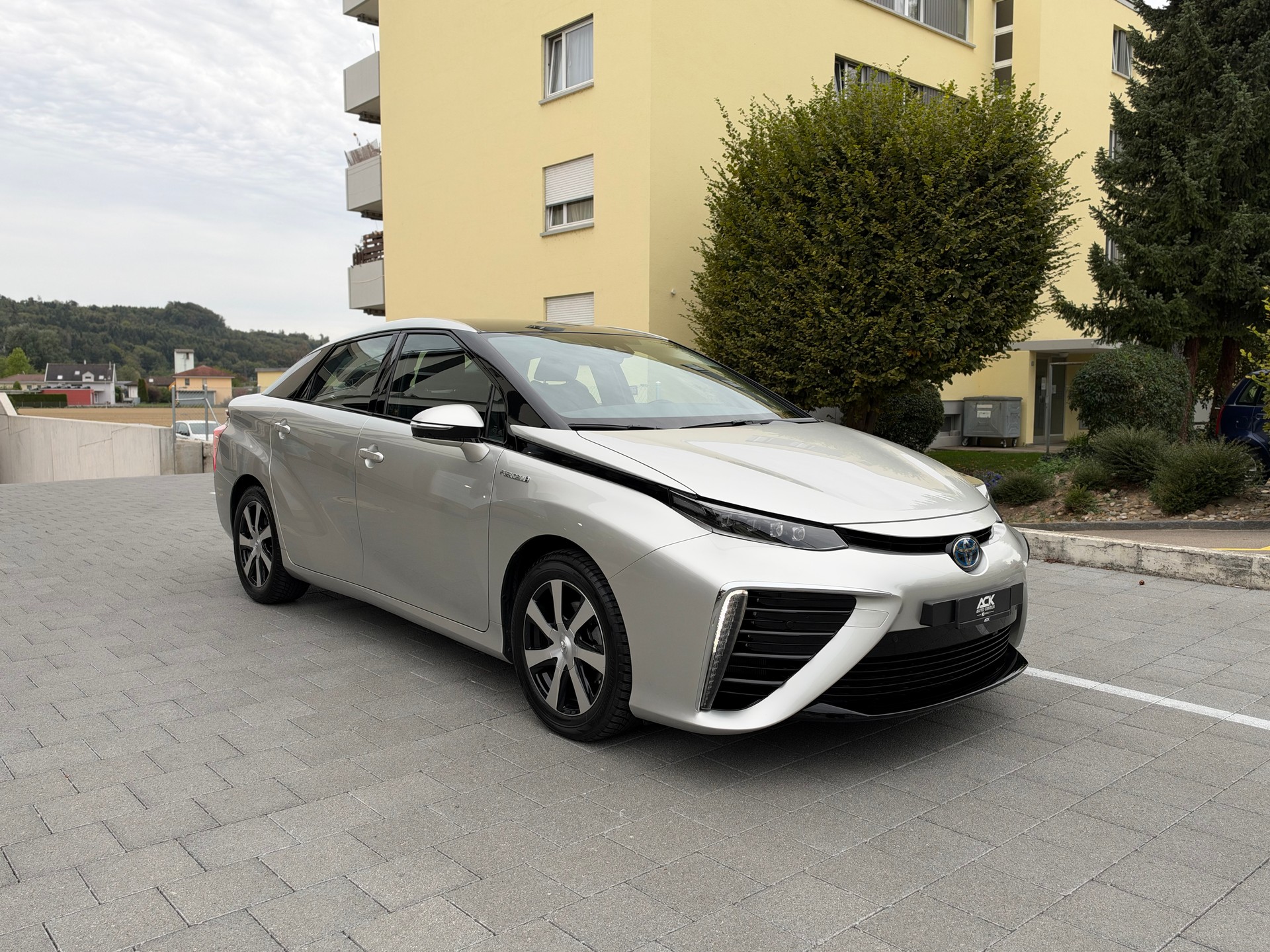 TOYOTA Mirai Fuel cell Premium-image-8