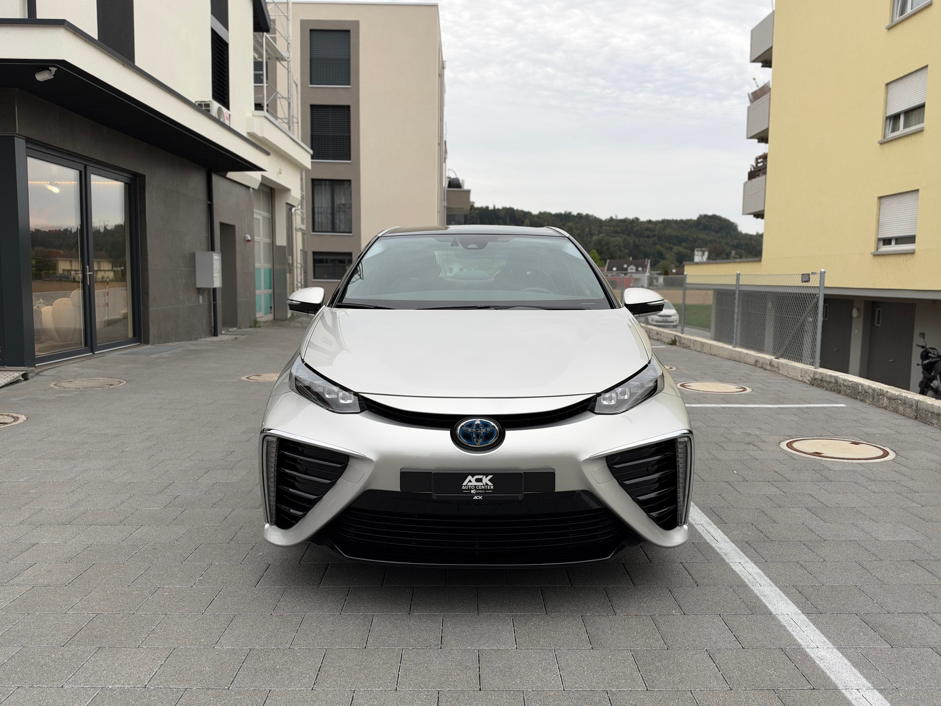 TOYOTA Mirai Fuel cell Premium-image-9