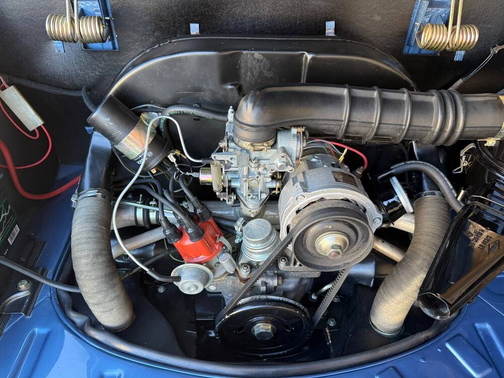 VW Karmann Ghia-image-12