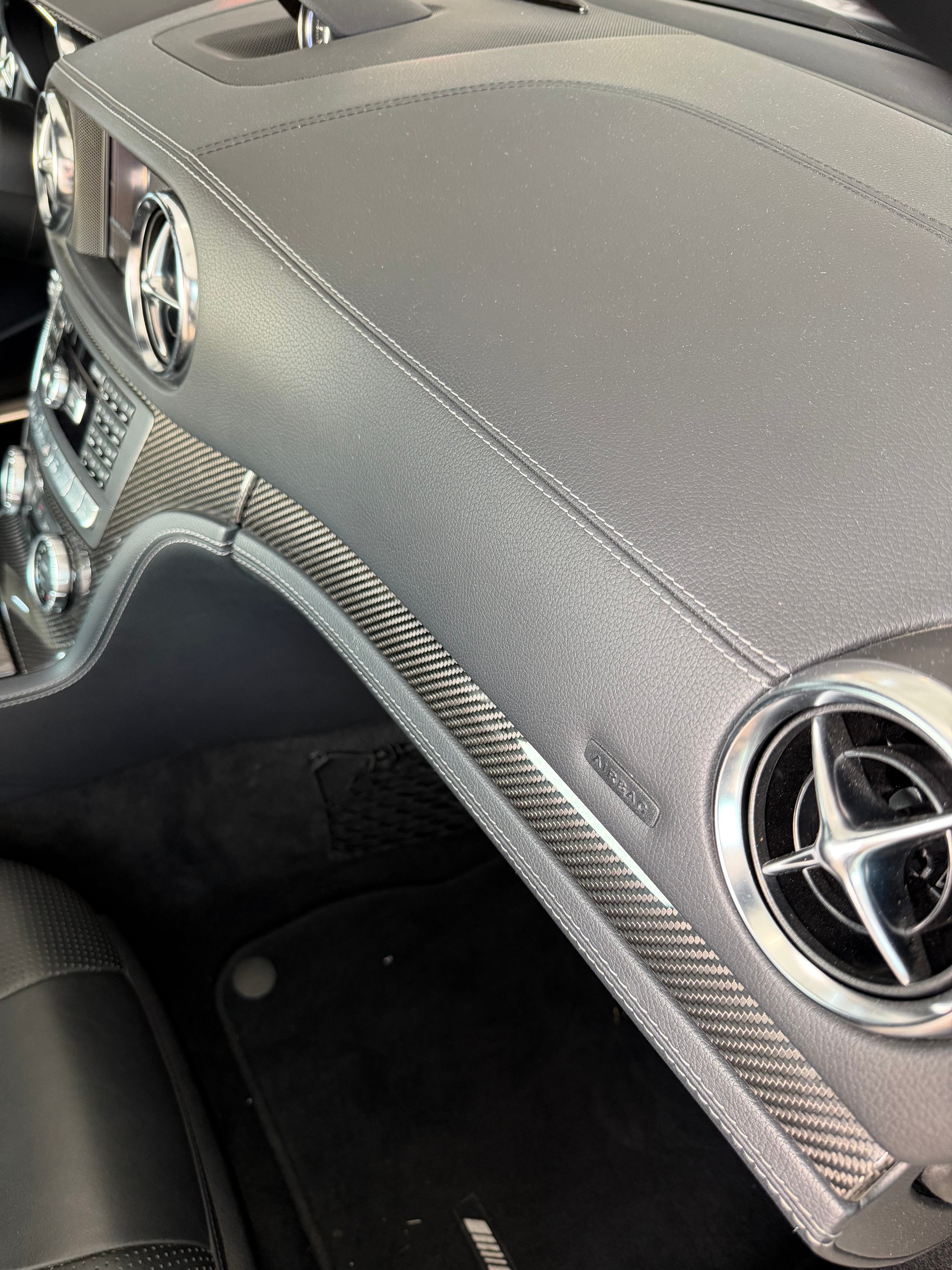 MERCEDES-BENZ SL 63 AMG Speedshift-image-13