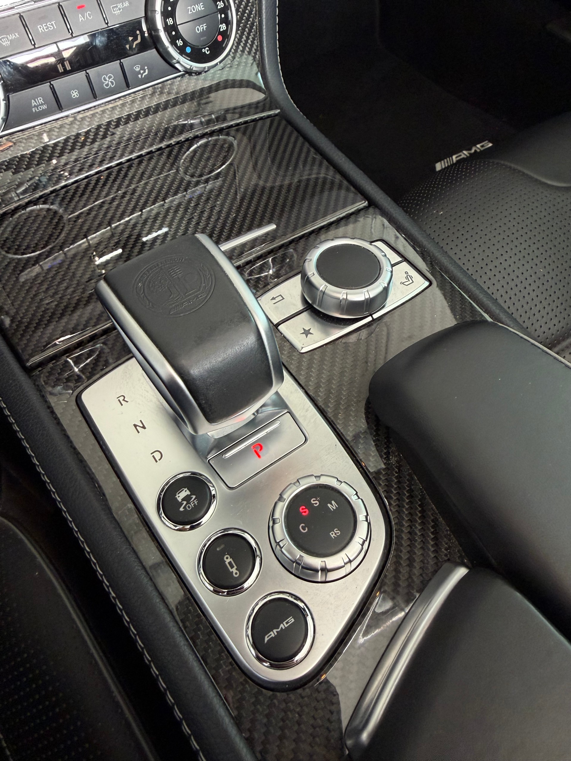 MERCEDES-BENZ SL 63 AMG Speedshift-image-15