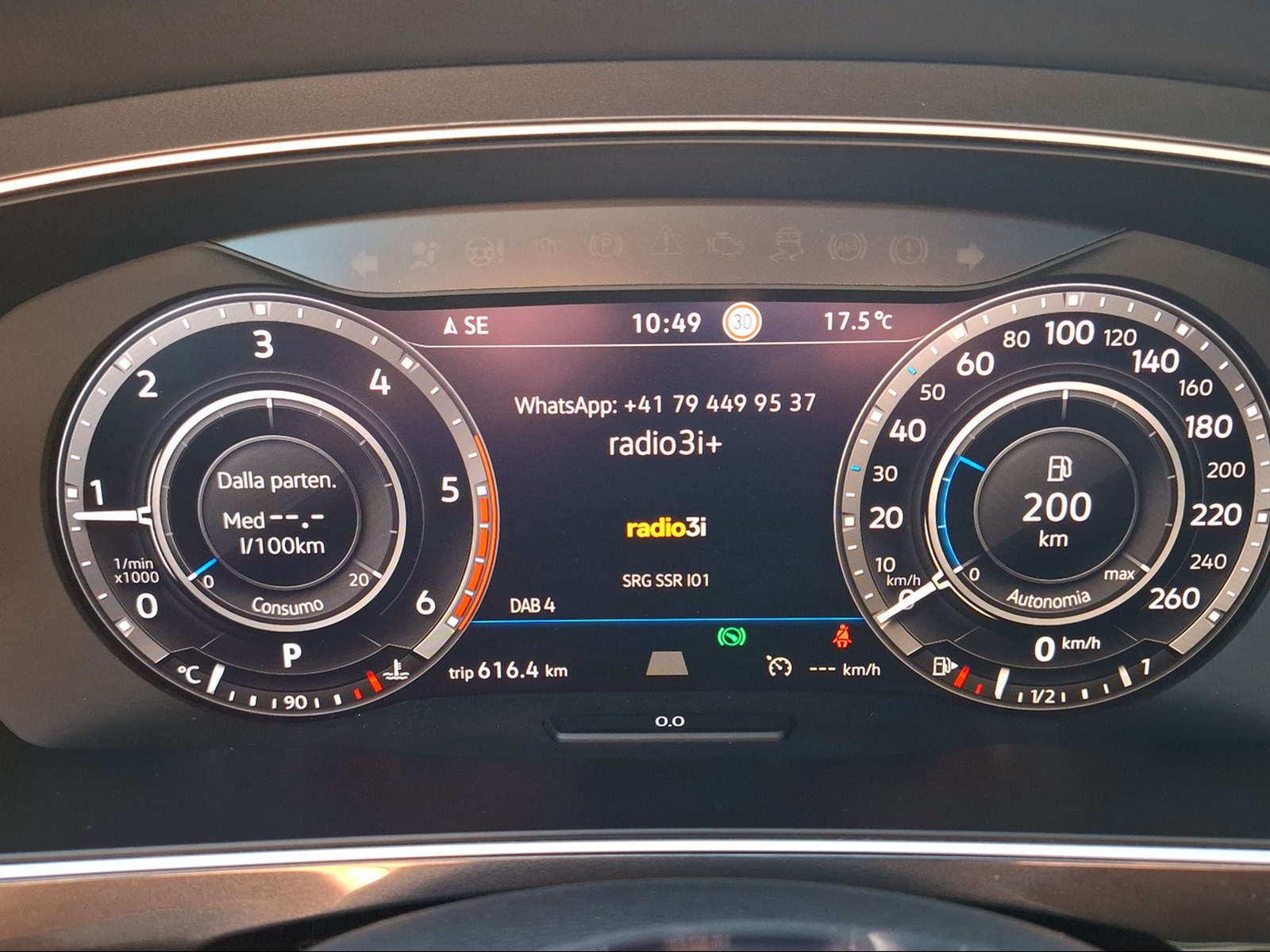 VW Tiguan 2.0 TDI SCR Highline 4Motion DSG-image-11