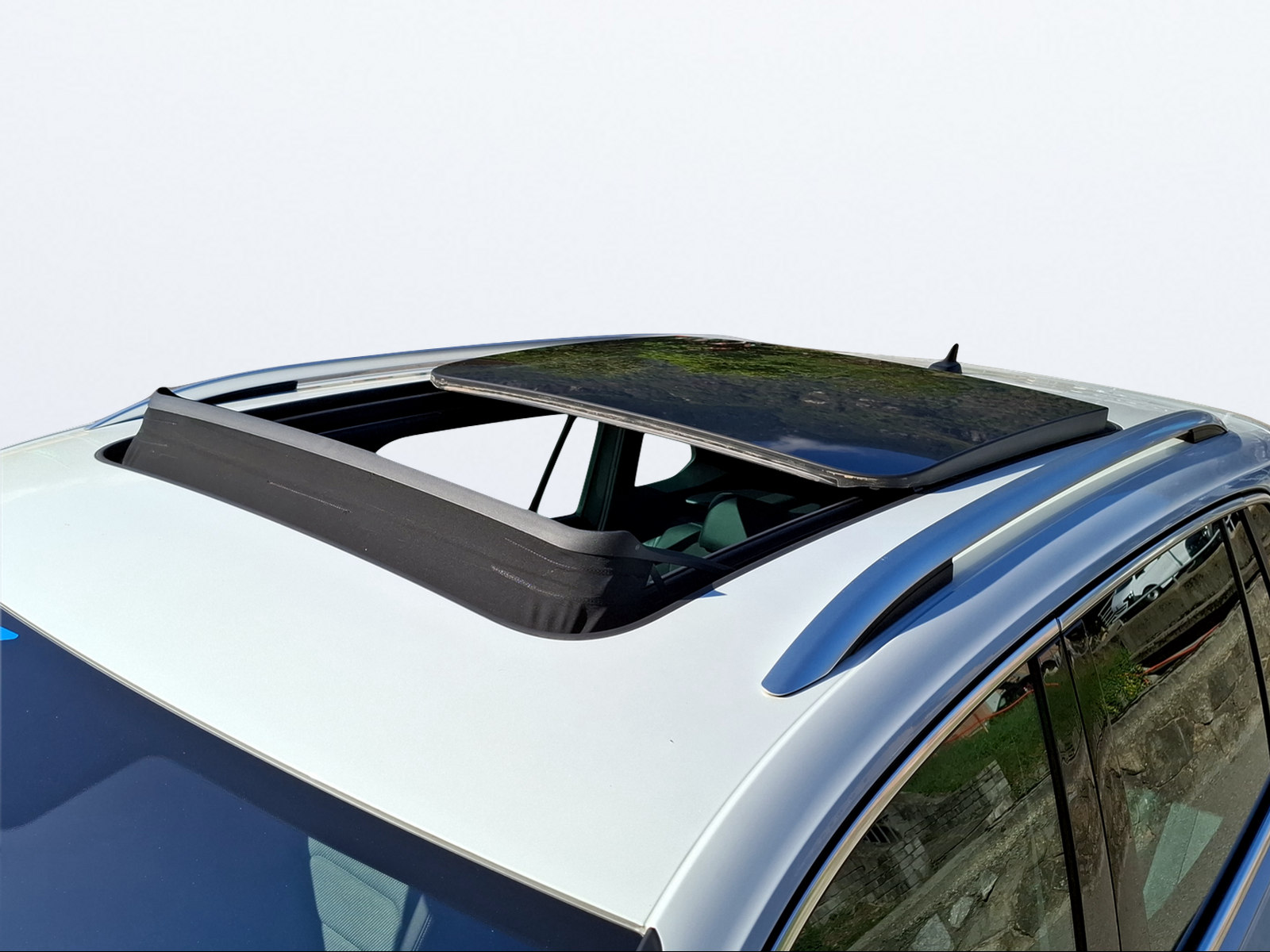 VW Tiguan 2.0 TDI SCR Highline 4Motion DSG-image-15