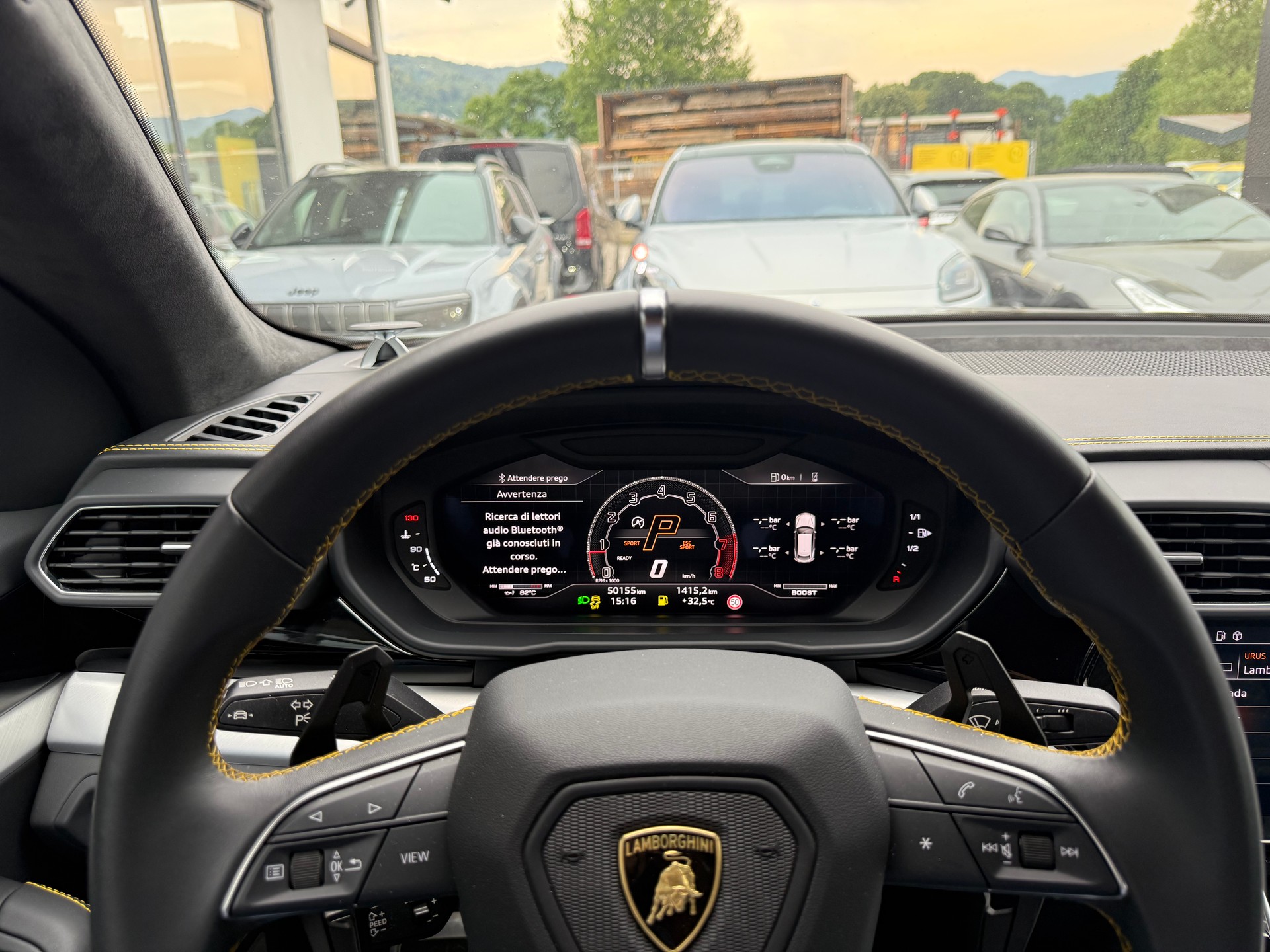 LAMBORGHINI Urus S-image-14