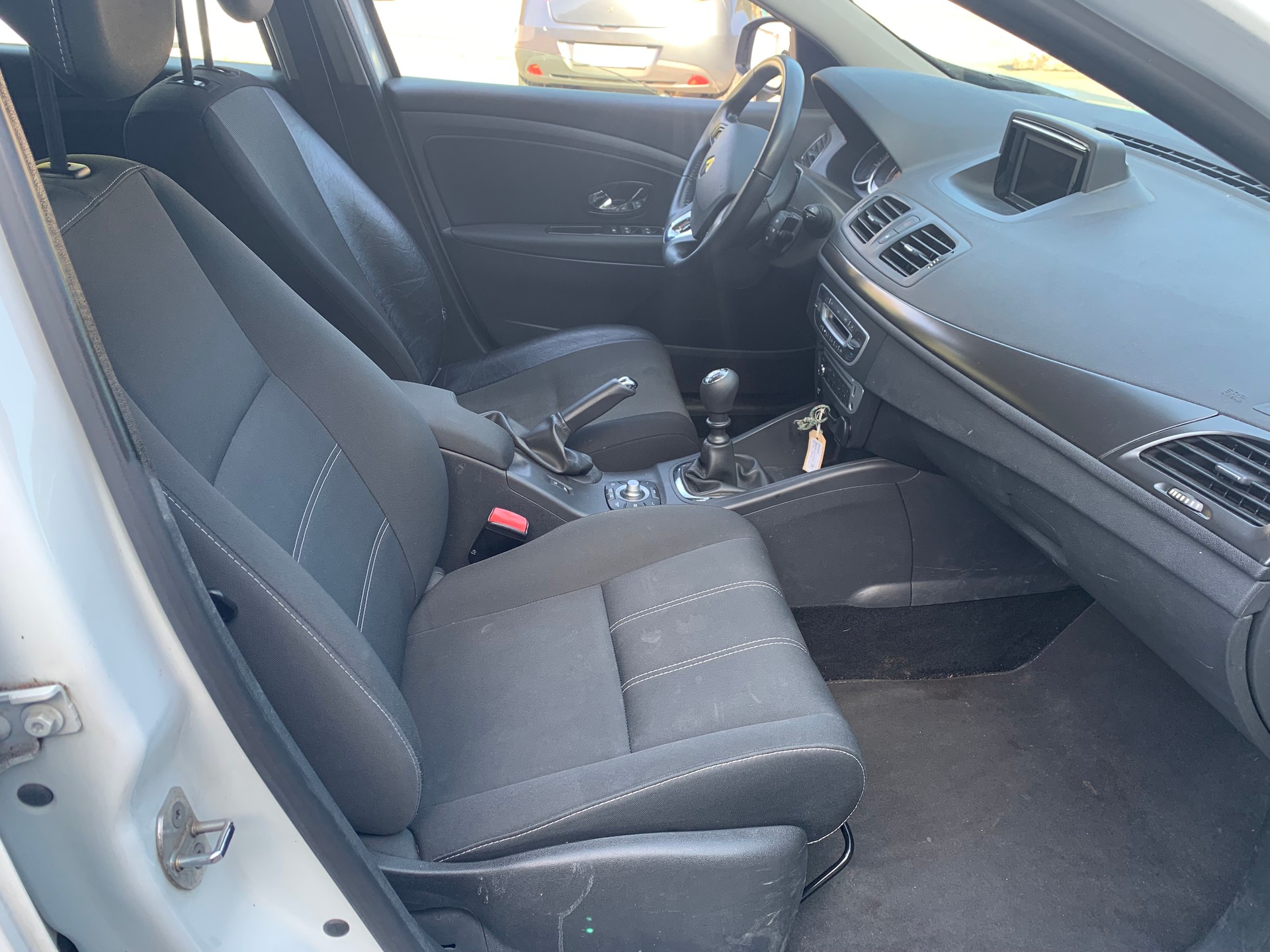 RENAULT Mégane Grandtour 1.5 dCi Bose-image-8