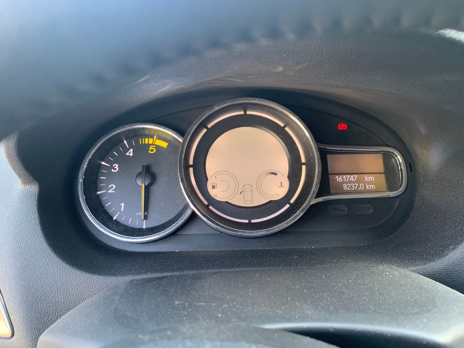 RENAULT Mégane Grandtour 1.5 dCi Bose-image-10