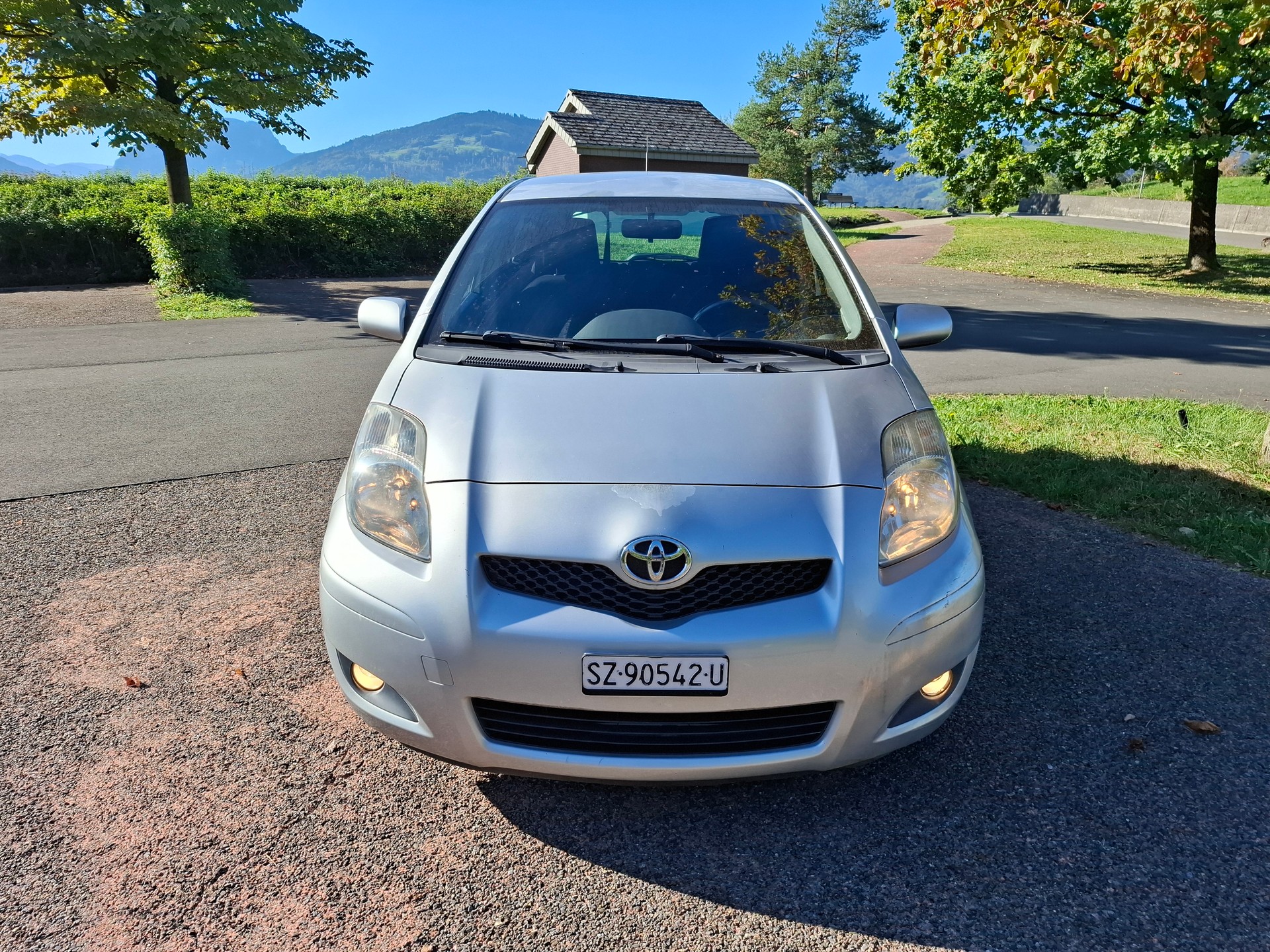 TOYOTA Yaris 1.33 Linea Terra-image-1