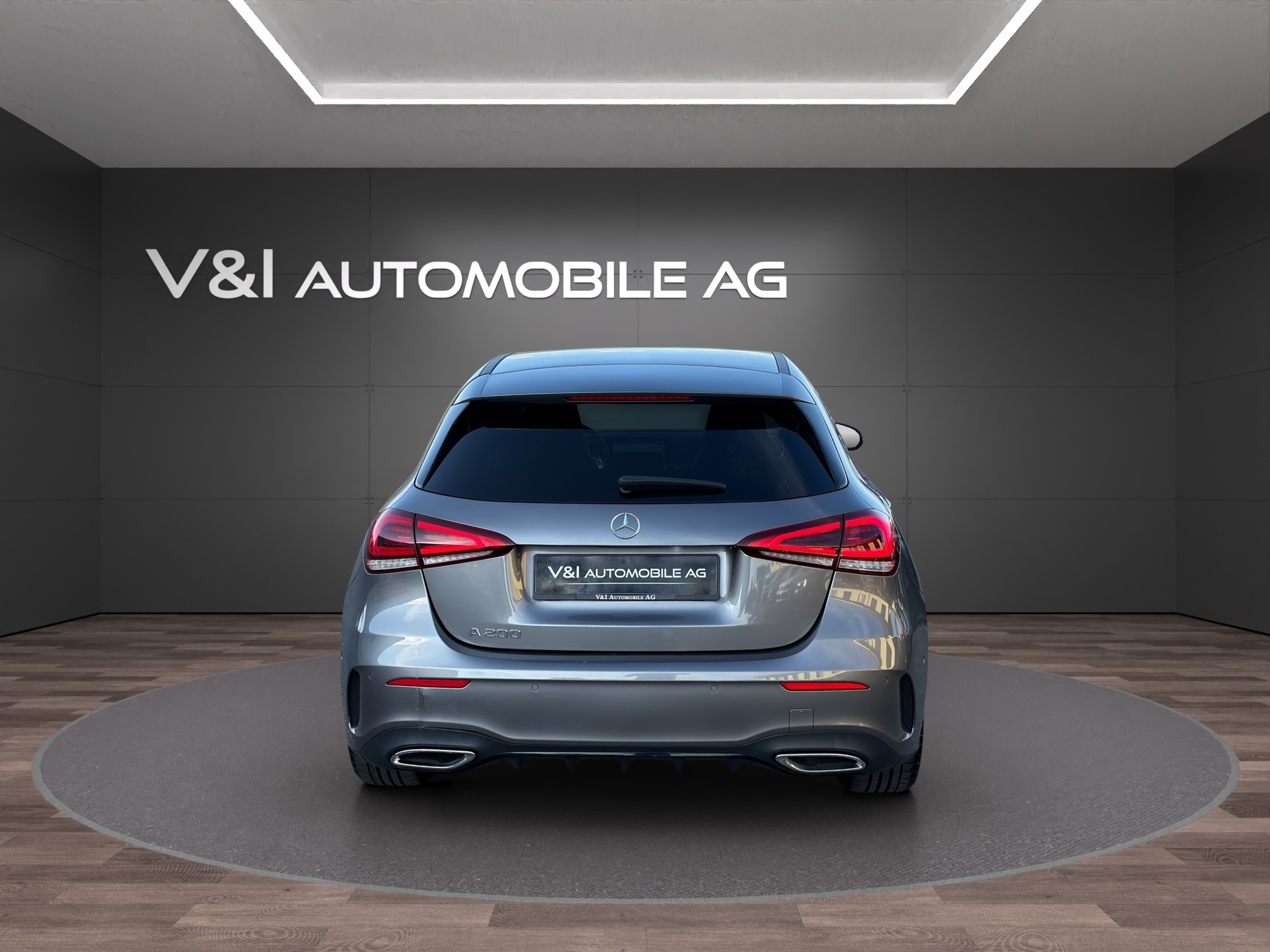 MERCEDES-BENZ A 200 AMG Line 7G-DCT-image-5