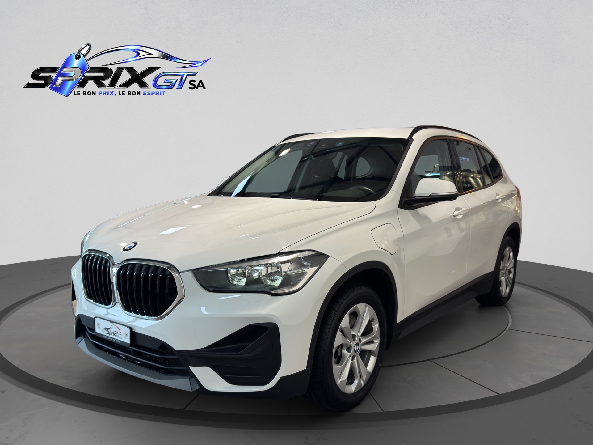 BMW X1 xDrive 25e Steptronic-image-0