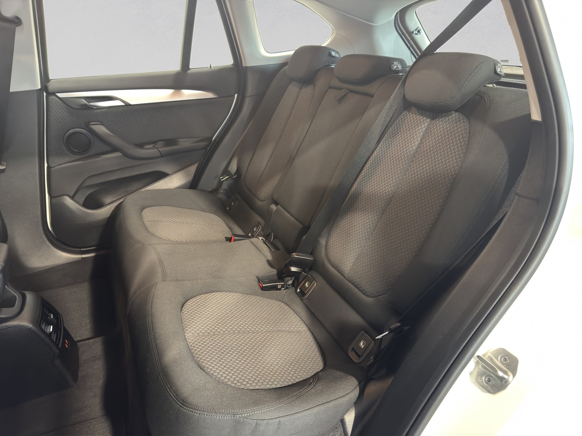 BMW X1 xDrive 25e Steptronic-image-9
