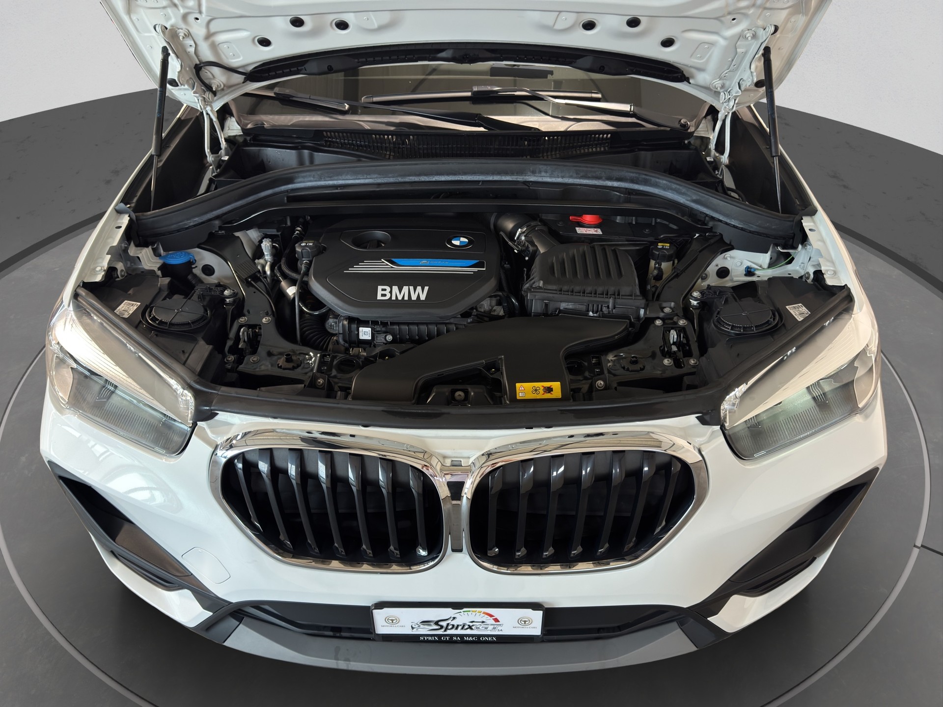 BMW X1 xDrive 25e Steptronic-image-15