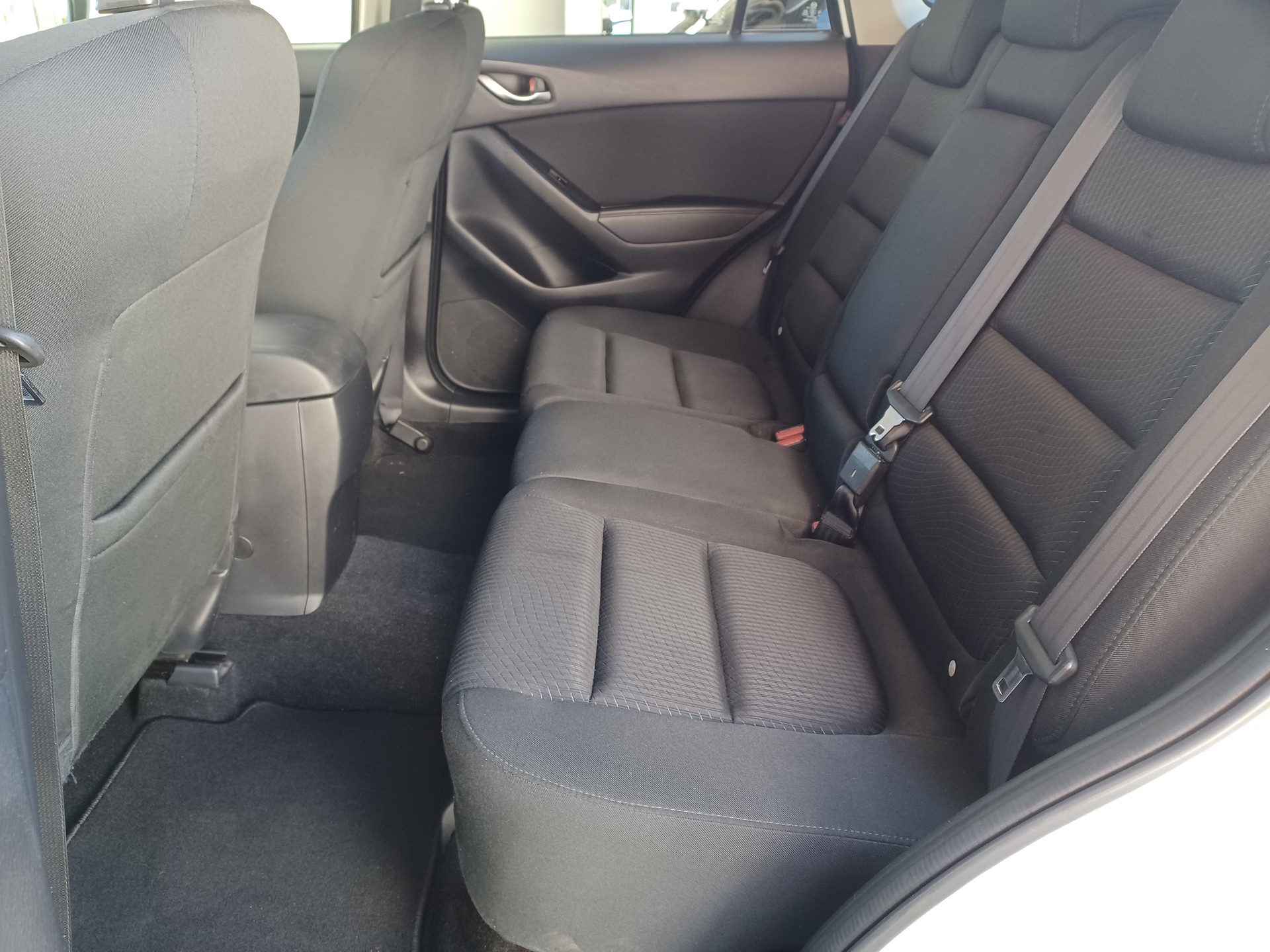 MAZDA CX-5 2.0 Ambition AWD Automatic-image-9