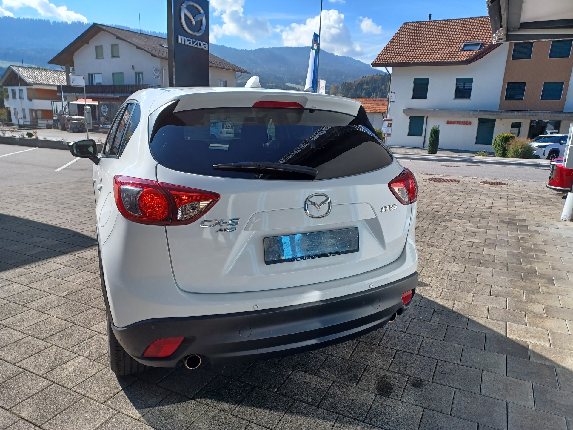 MAZDA CX-5 2.0 Ambition AWD Automatic-image-3