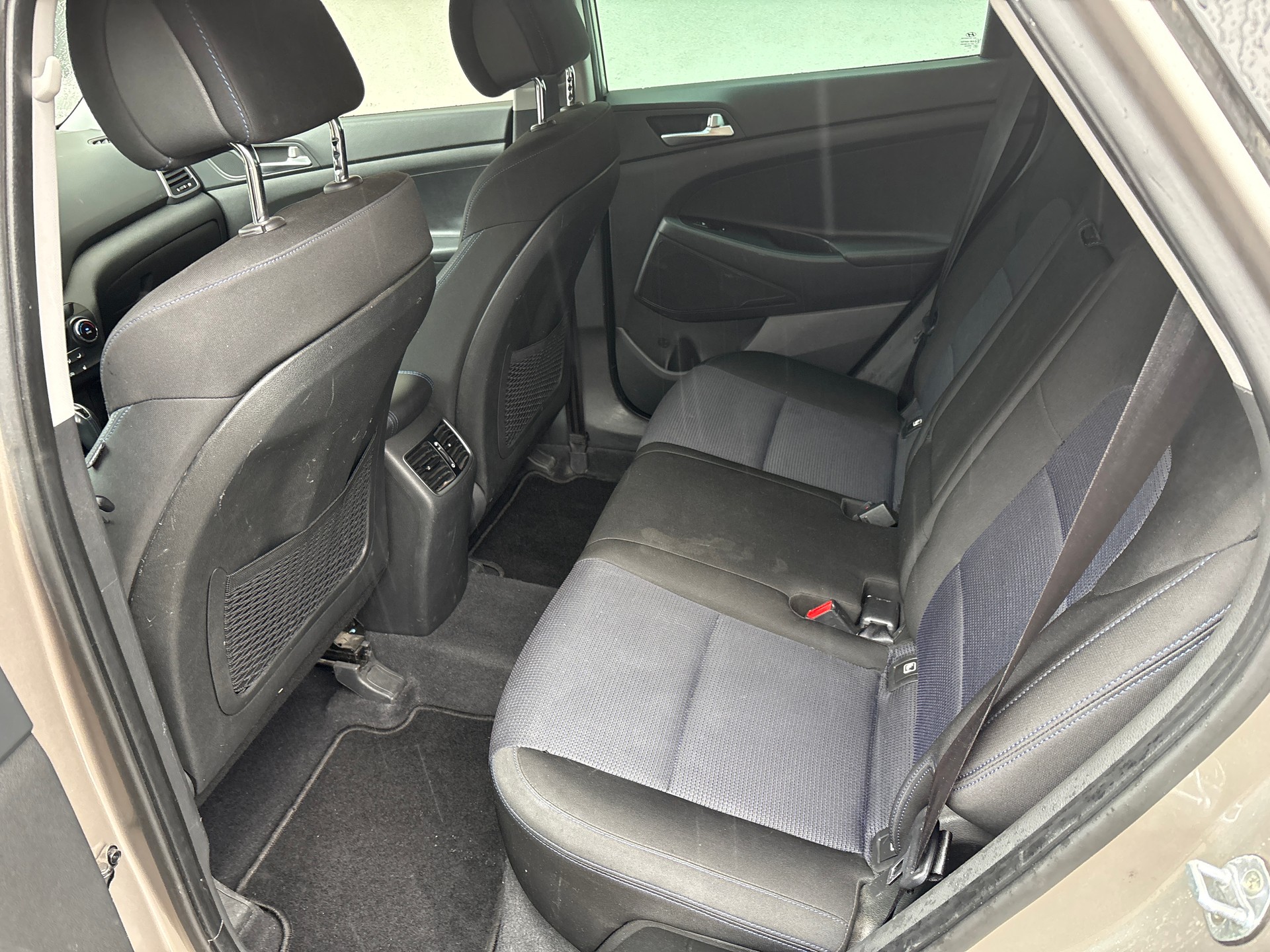 HYUNDAI Tucson 2.0 CRDI Vertex 4WD Automatic-image-8