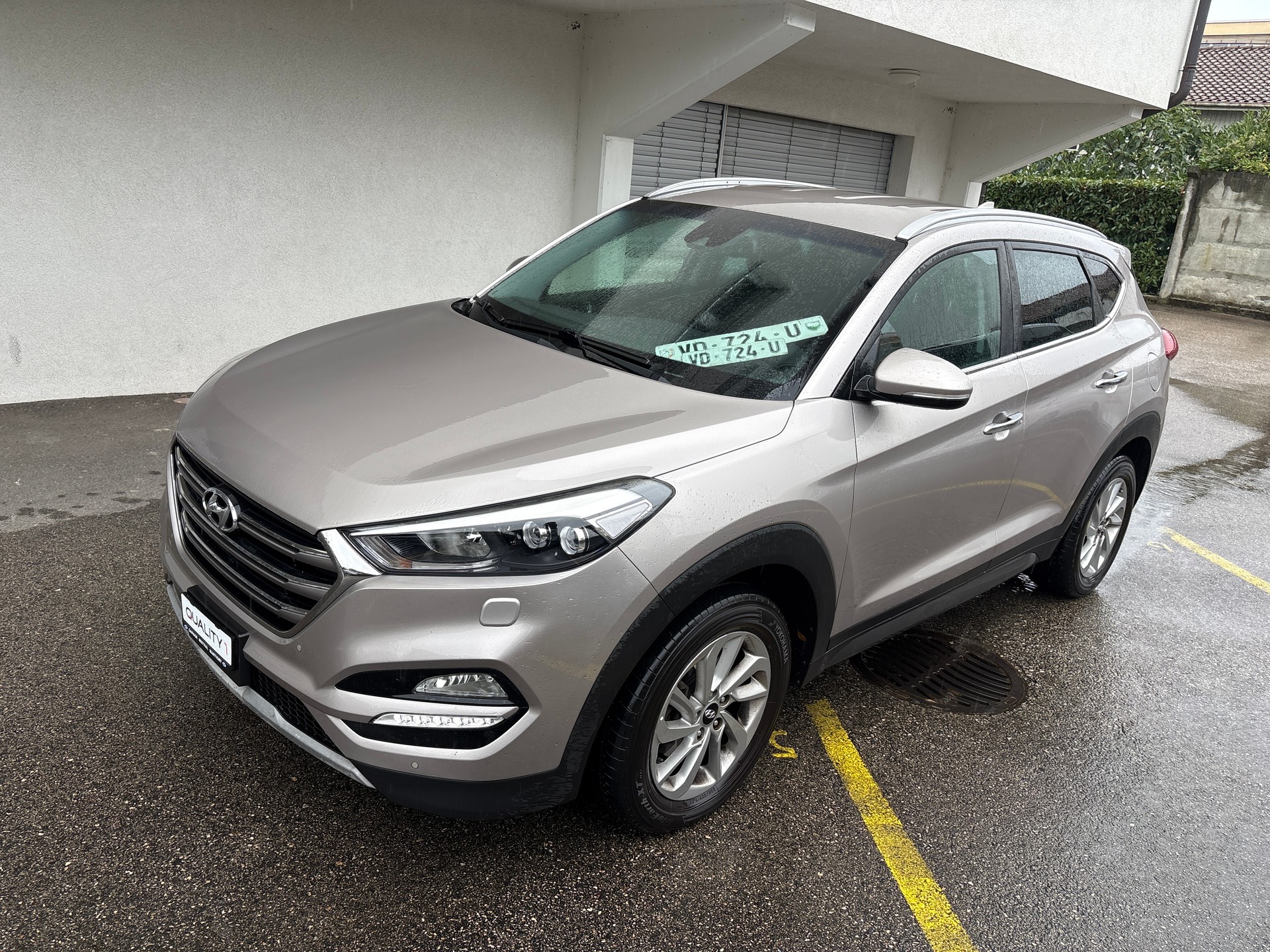 HYUNDAI Tucson 2.0 CRDI Vertex 4WD Automatic-image-2