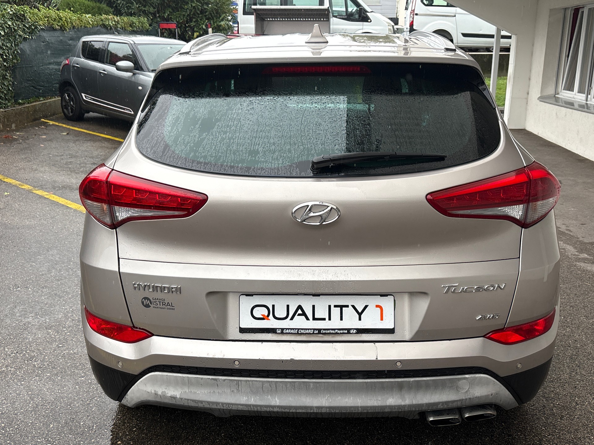 HYUNDAI Tucson 2.0 CRDI Vertex 4WD Automatic-image-5