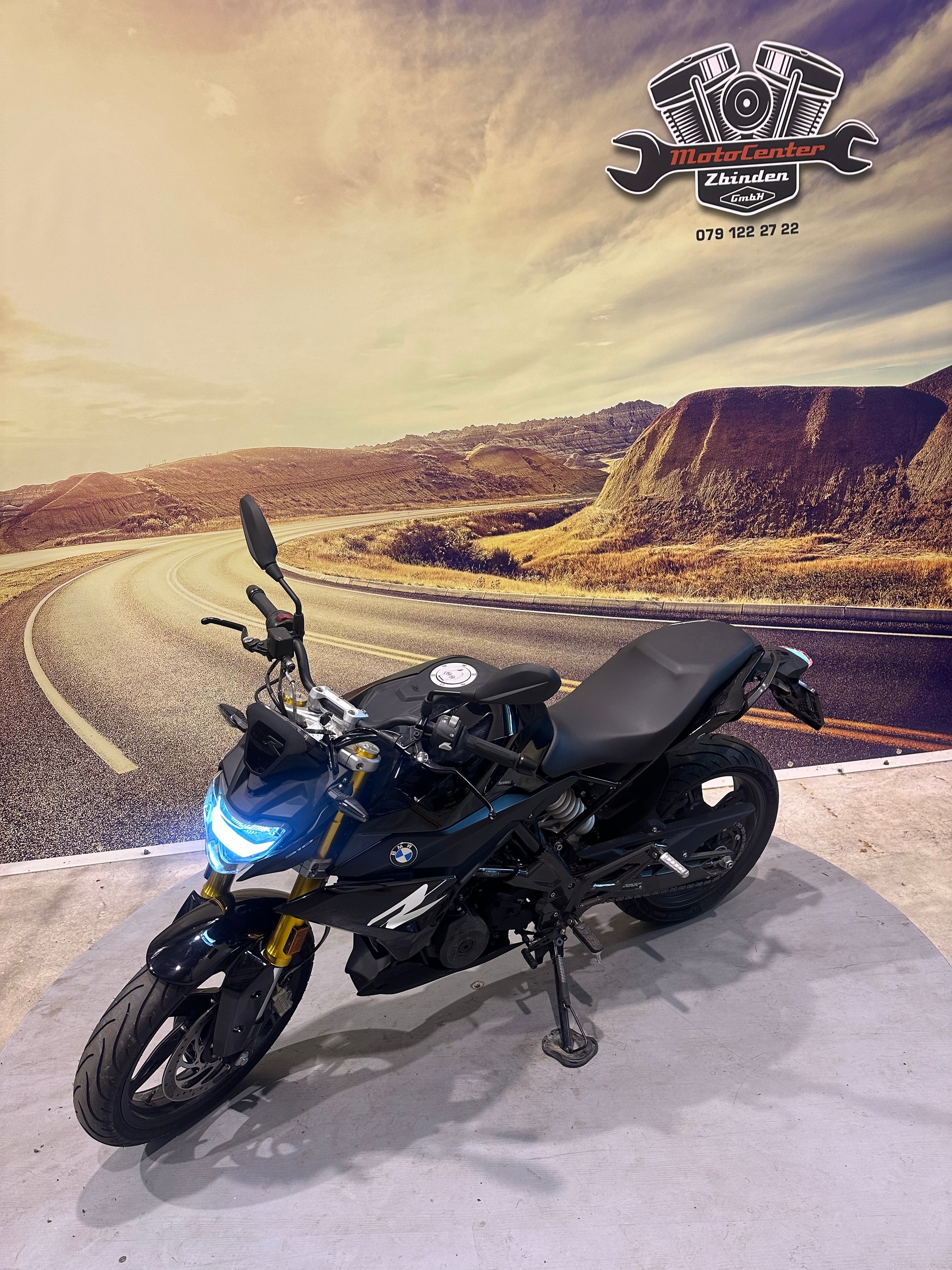 BMW G 310 R-showroom-element-3