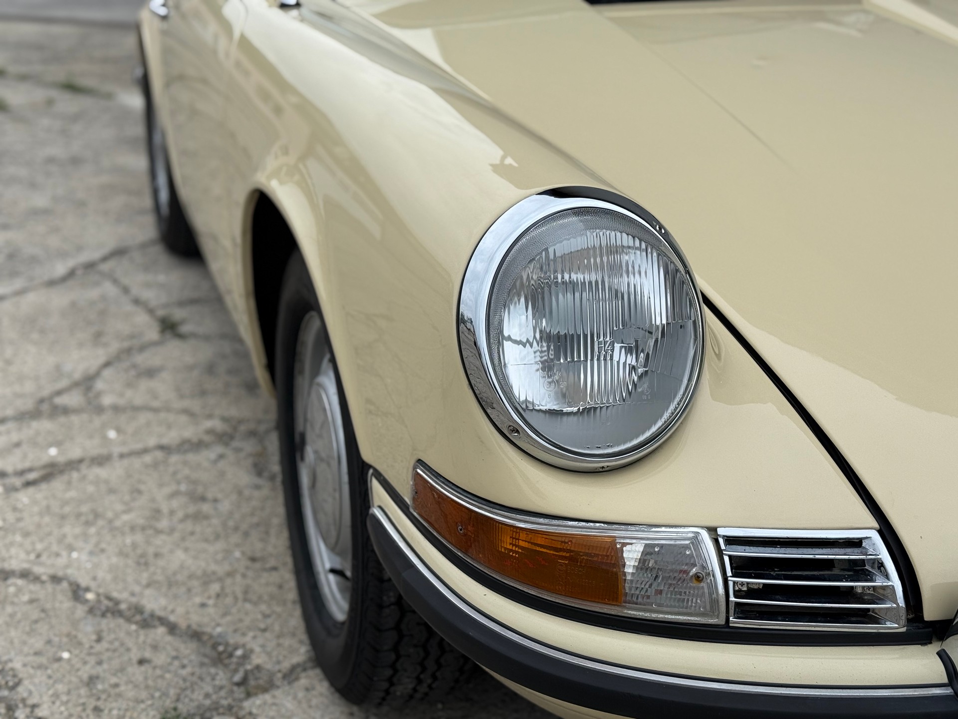 PORSCHE Targa-image-18