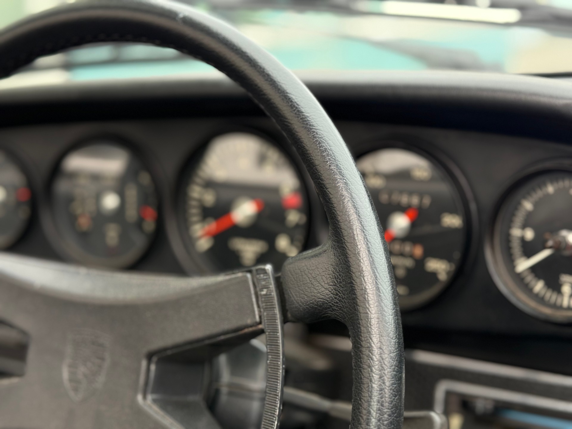PORSCHE Targa-image-6